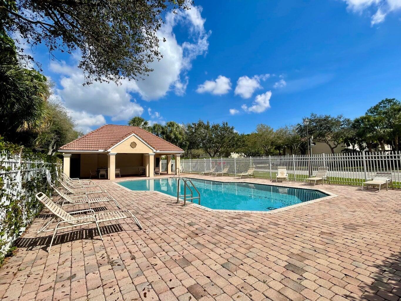 9138 Villa Palma Lane