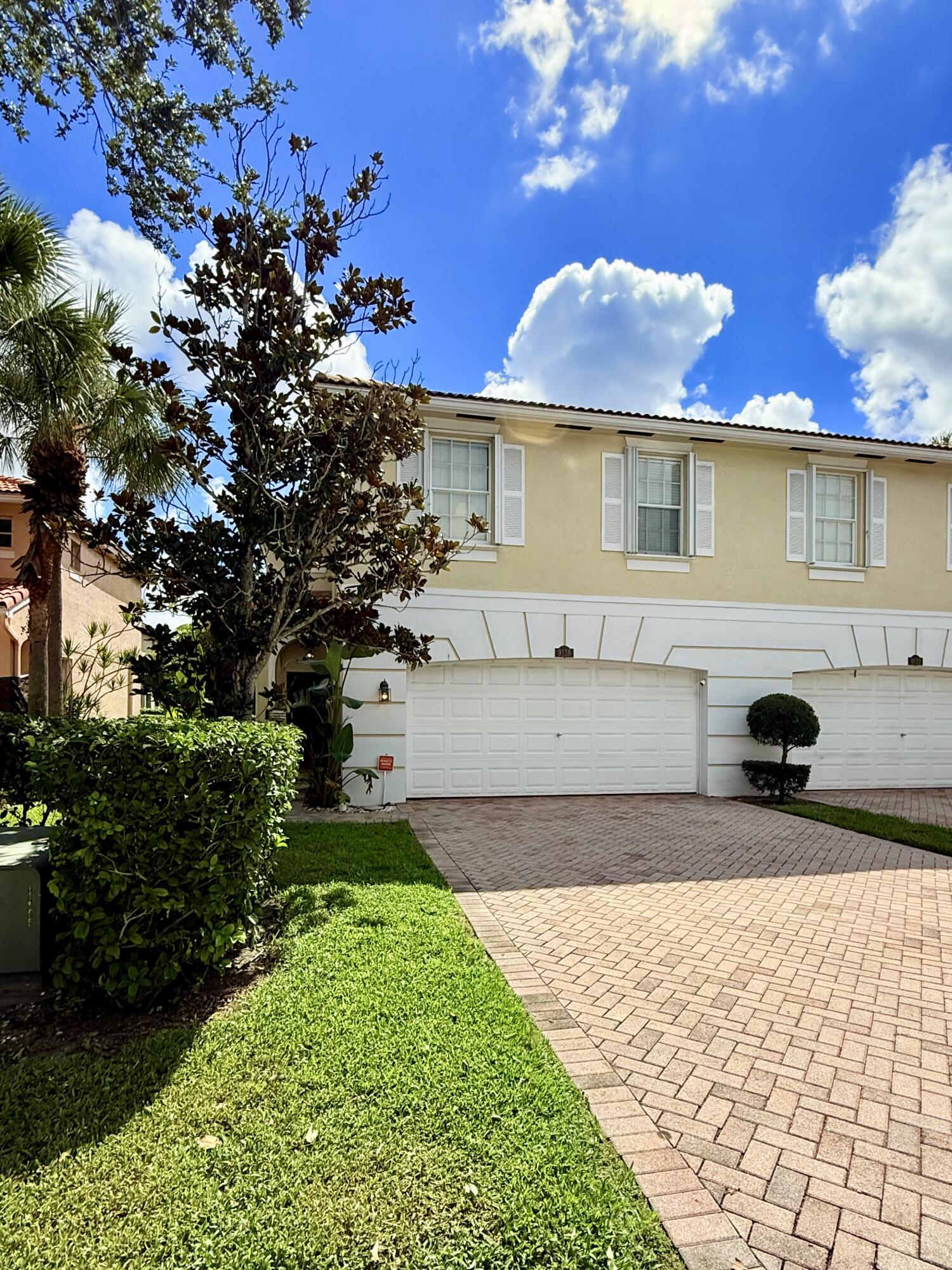 9138 Villa Palma Lane
