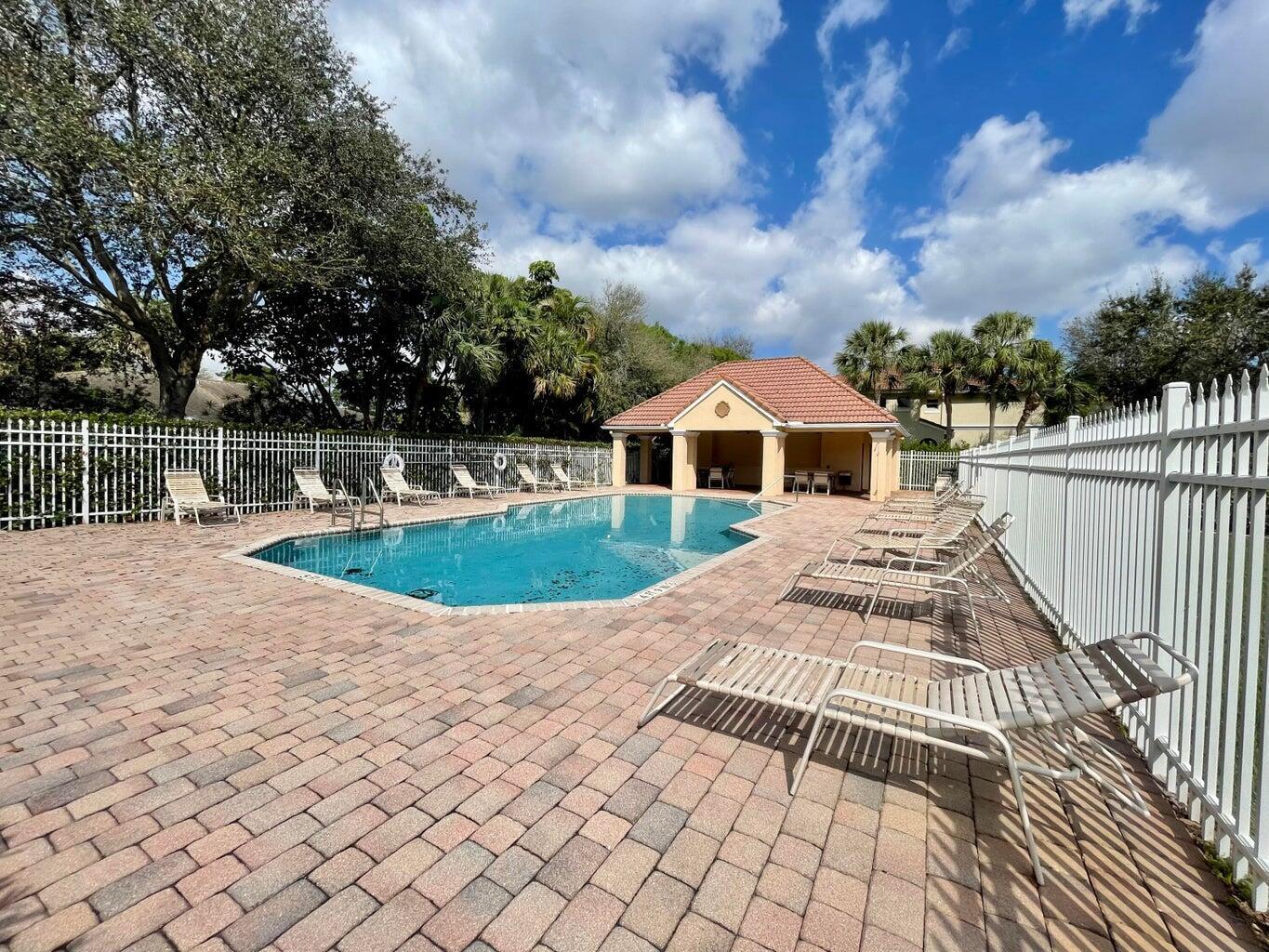 9138 Villa Palma Lane