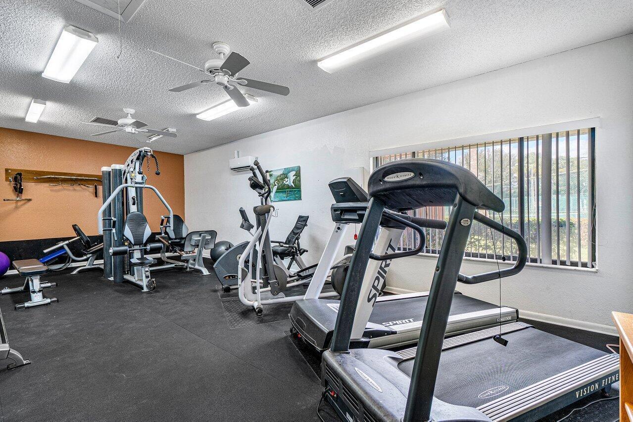 2929 SW 22nd Circle 32B