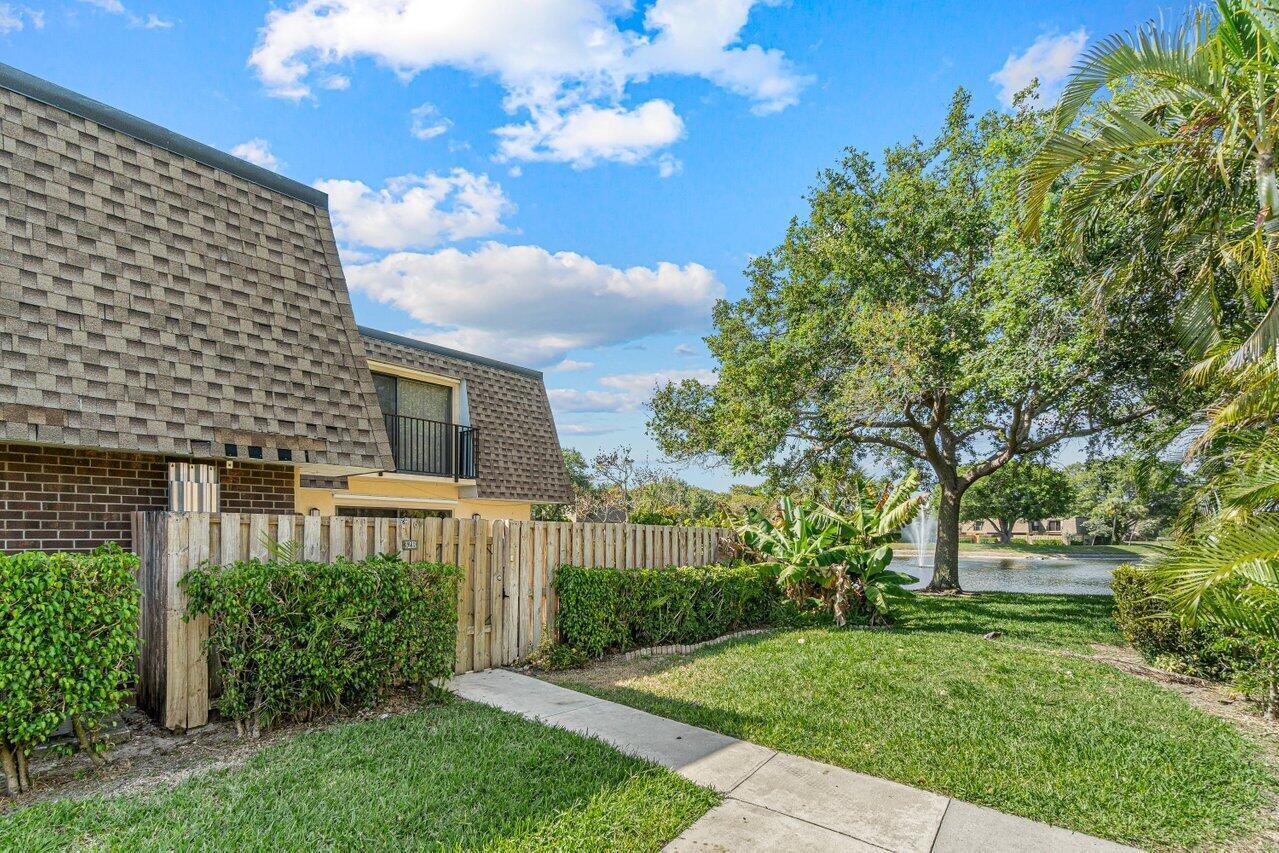 2929 SW 22nd Circle 32B