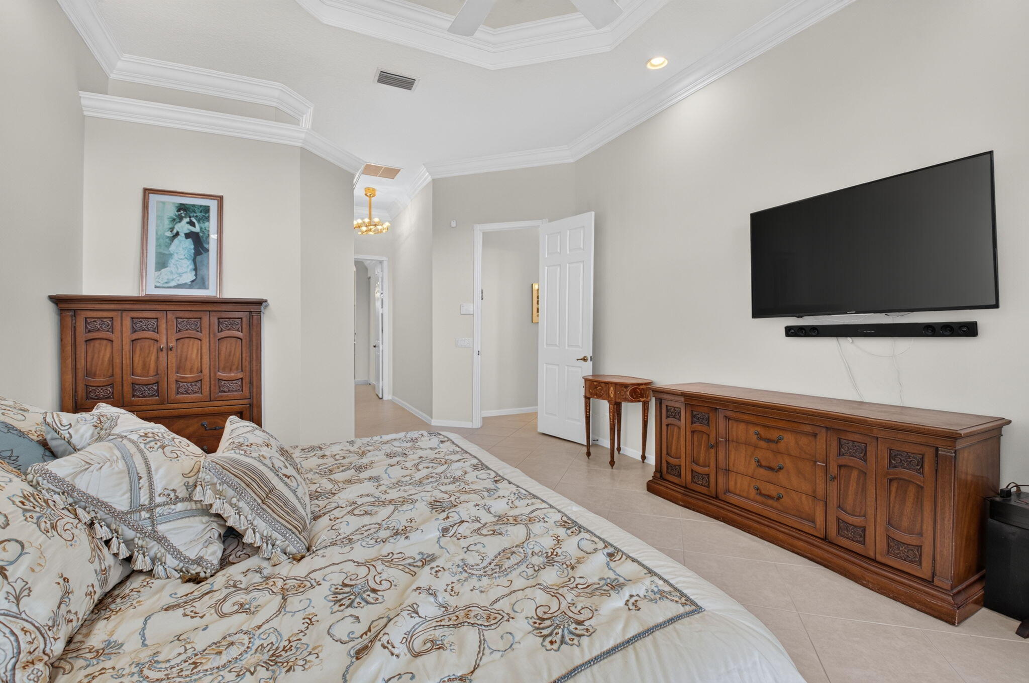 7403 Twin Falls Drive