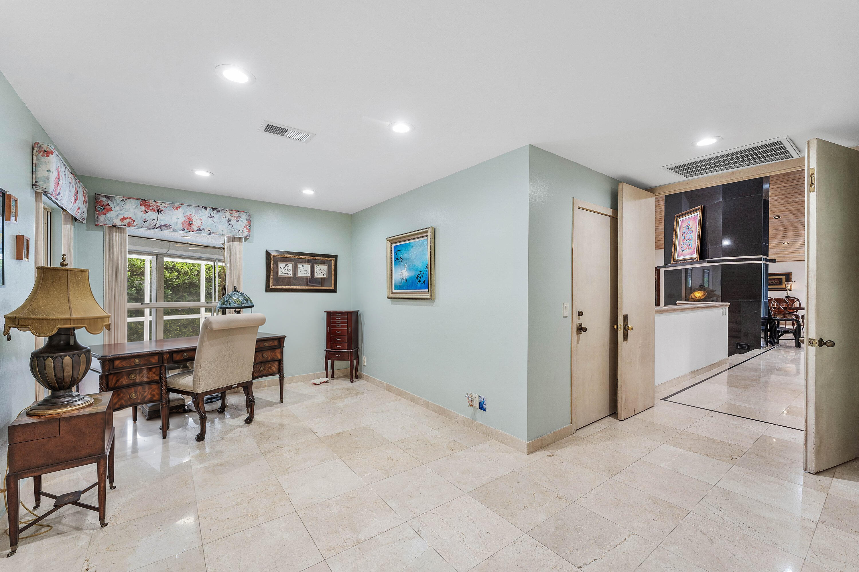 56 NORTHWOODS Lane