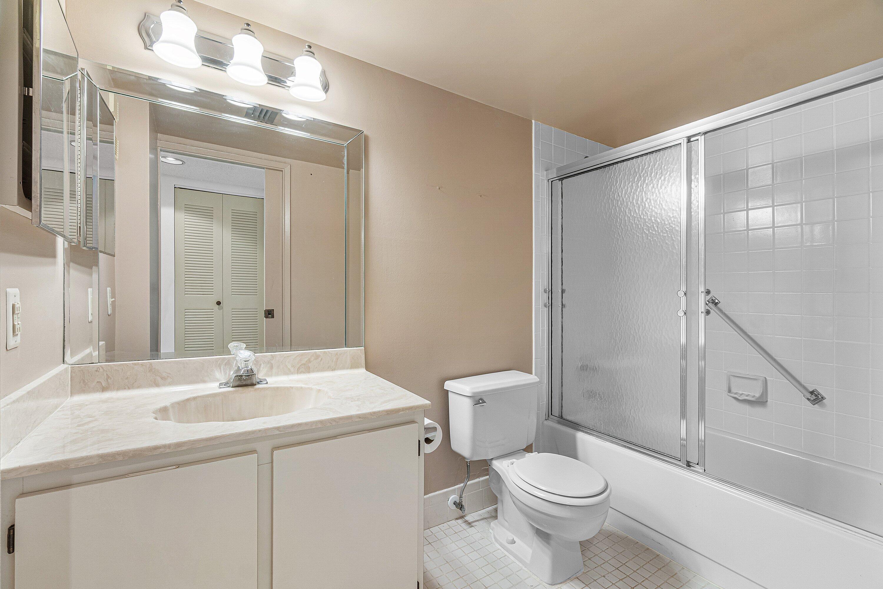 7286 Huntington Lane 108