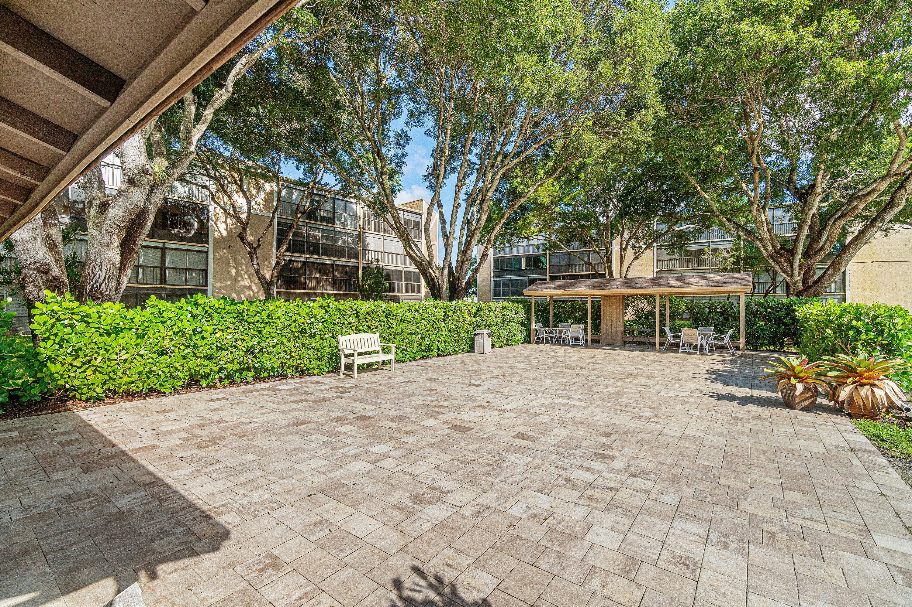 7286 Huntington Lane 108