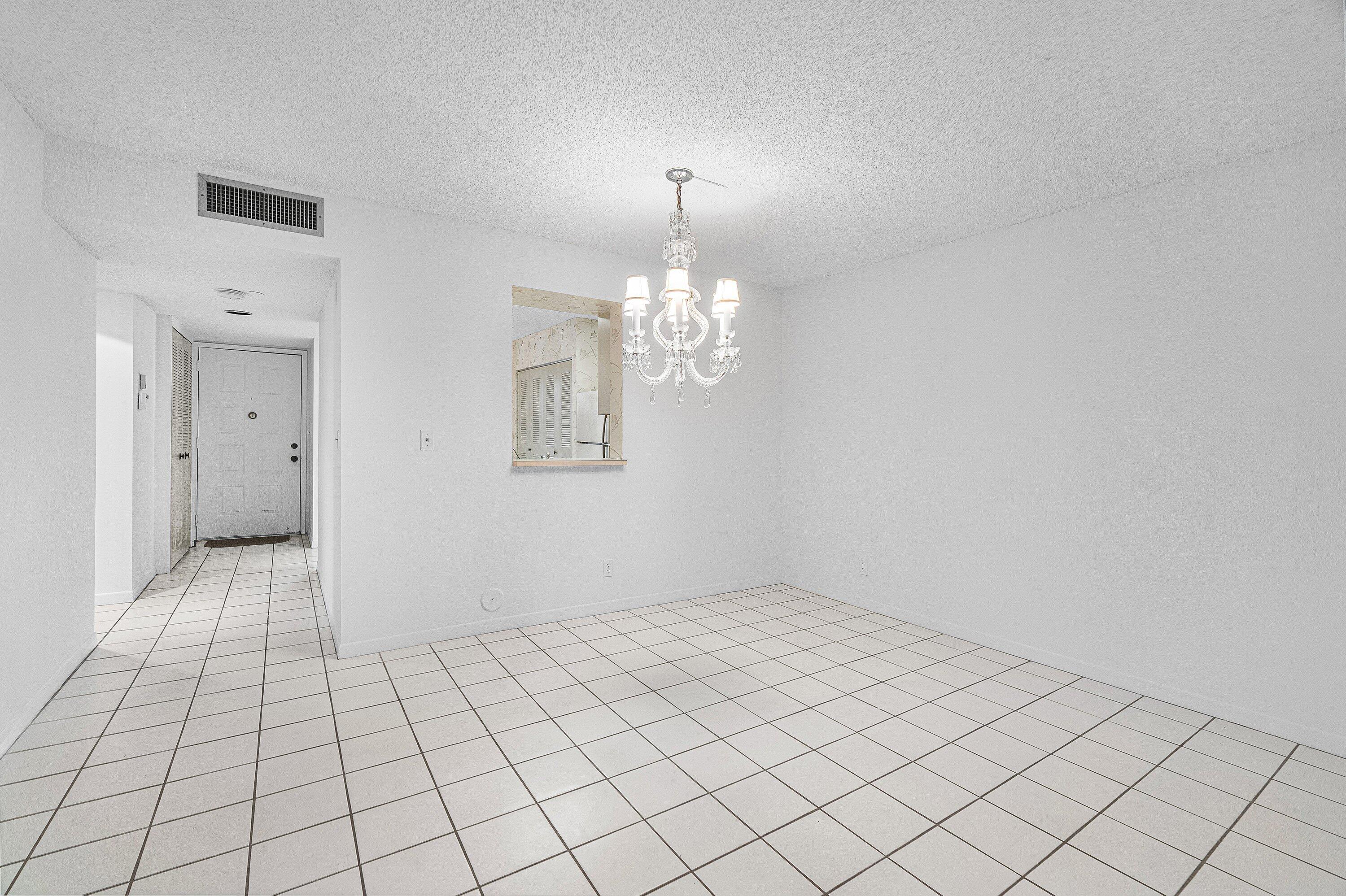 7286 Huntington Lane 108