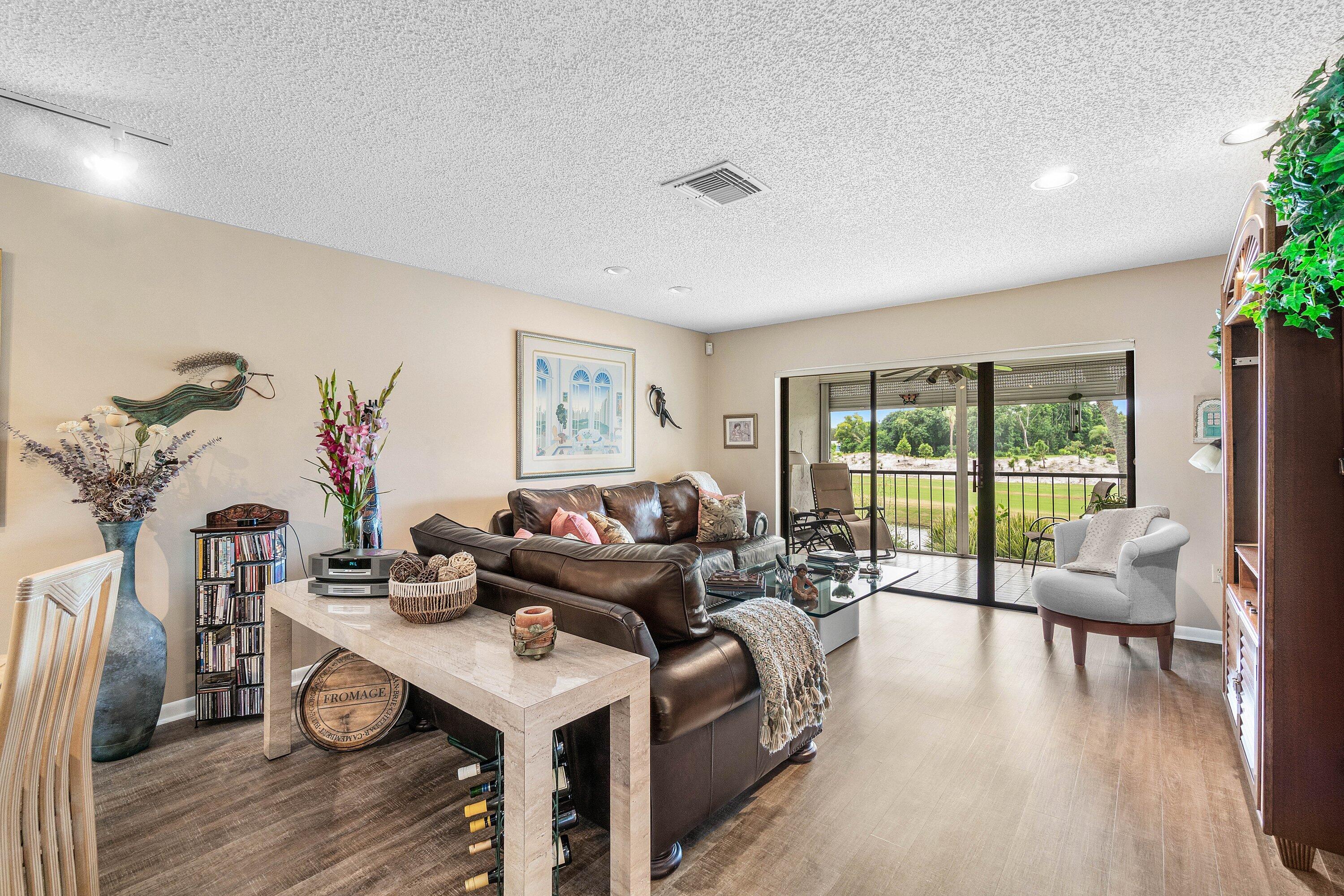 13 SOUTHPORT Lane F