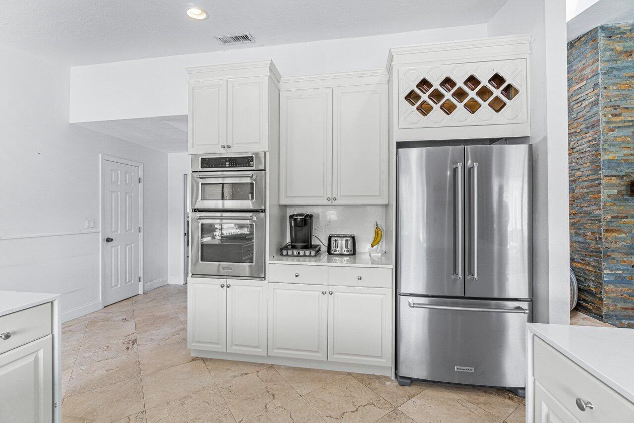 2276 NW 36th Street