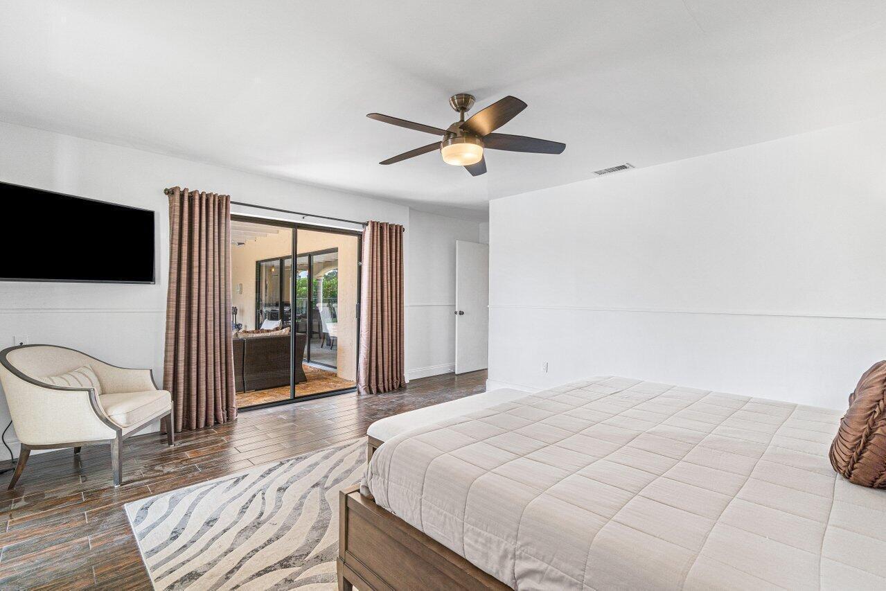 2276 NW 36th Street