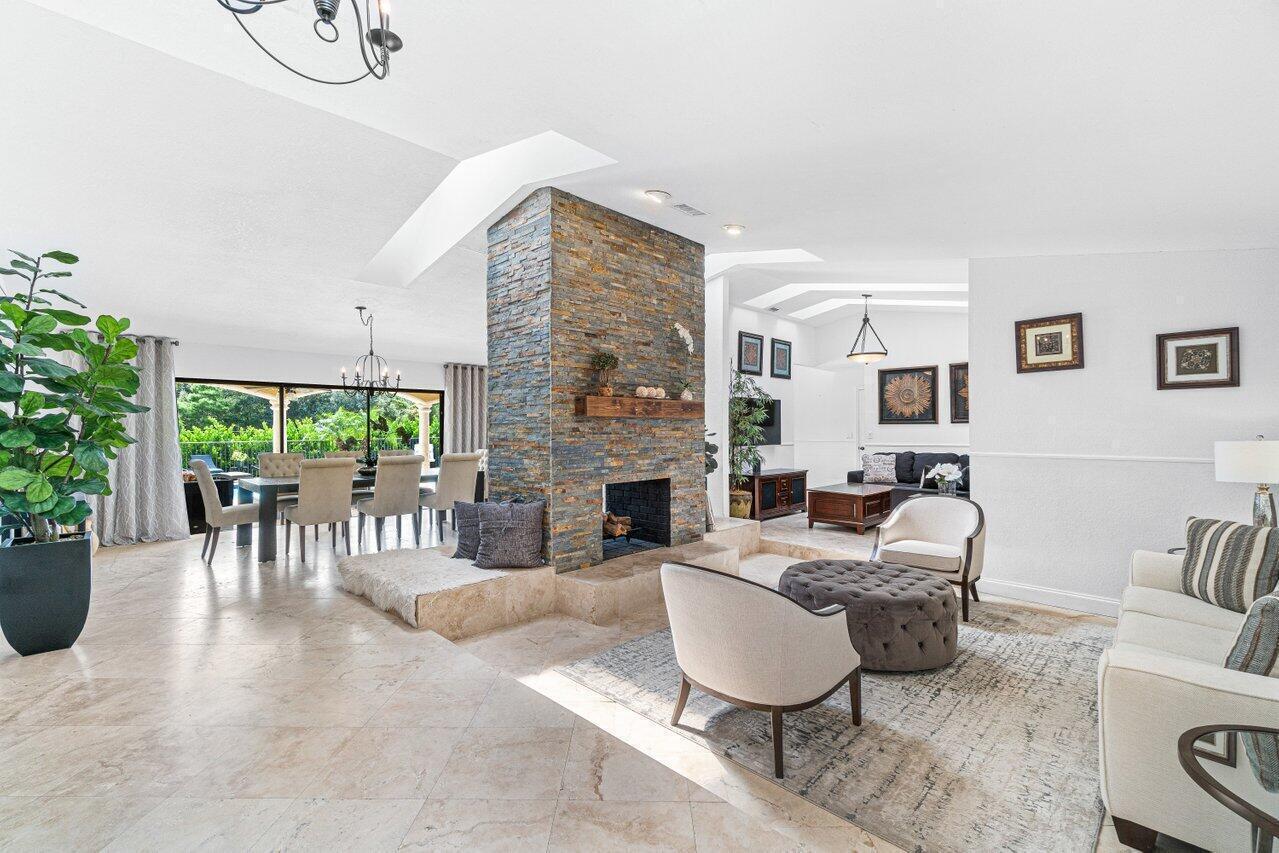 2276 NW 36th Street