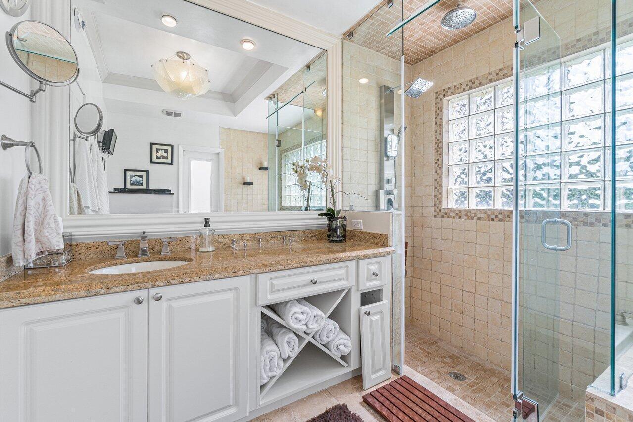 2276 NW 36th Street