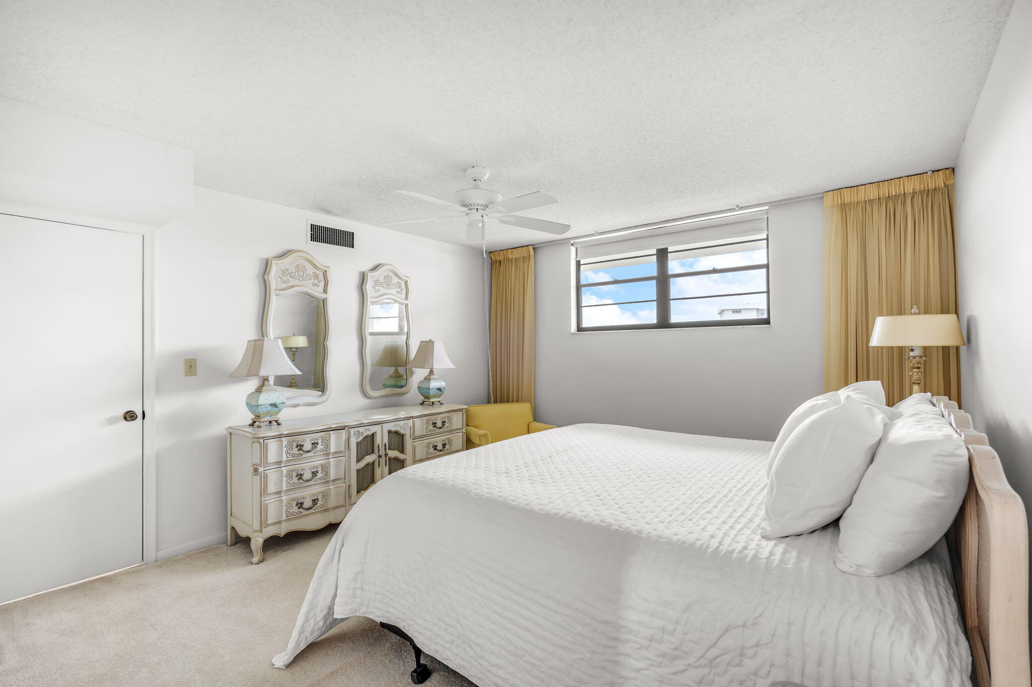 2440 DEER CREEK COUNTRY CLUB Boulevard 405-C