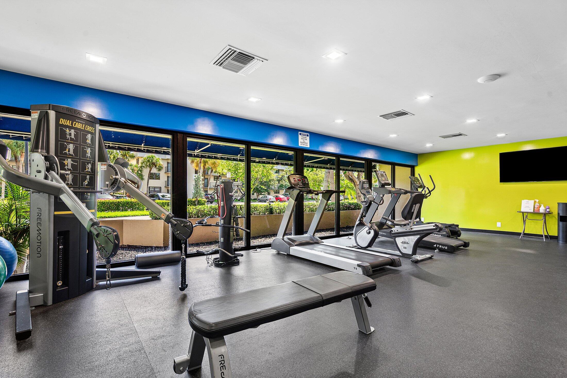 2440 DEER CREEK COUNTRY CLUB Boulevard 405-C