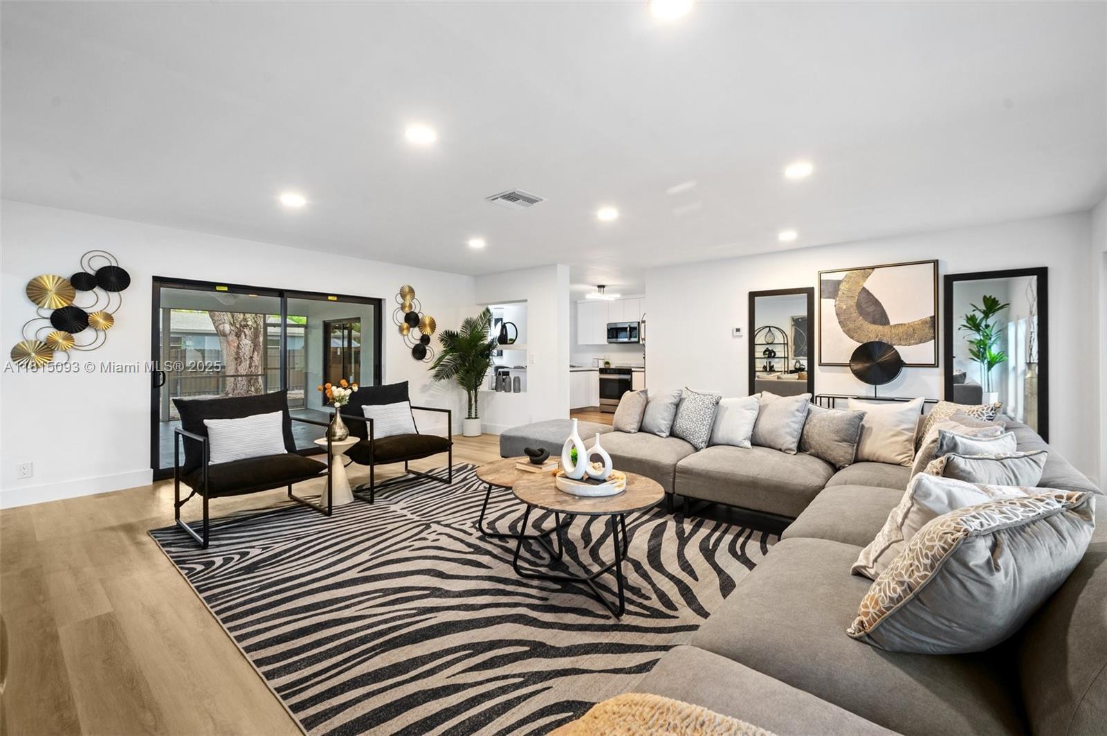 679 SW 17th Court