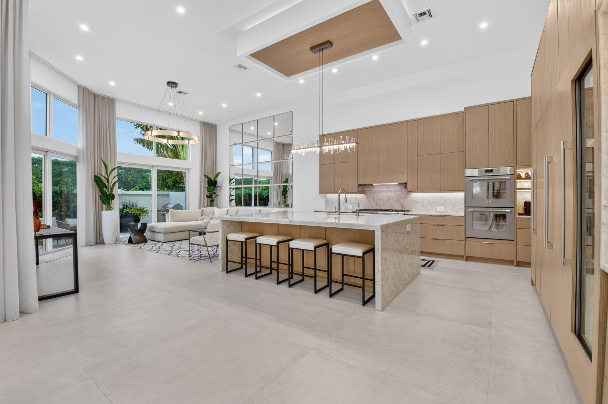 6531 Somerset Circle