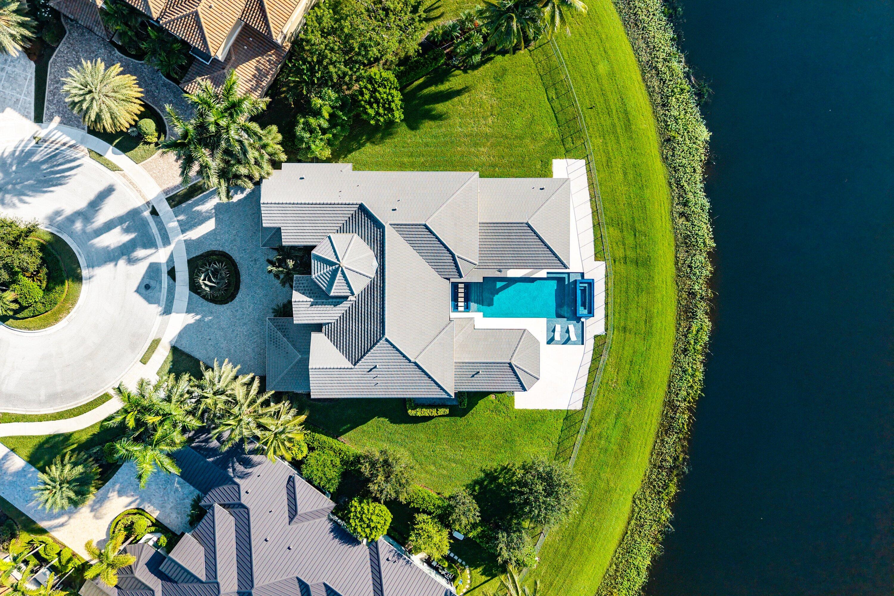 16526 Fleur De Lis Way