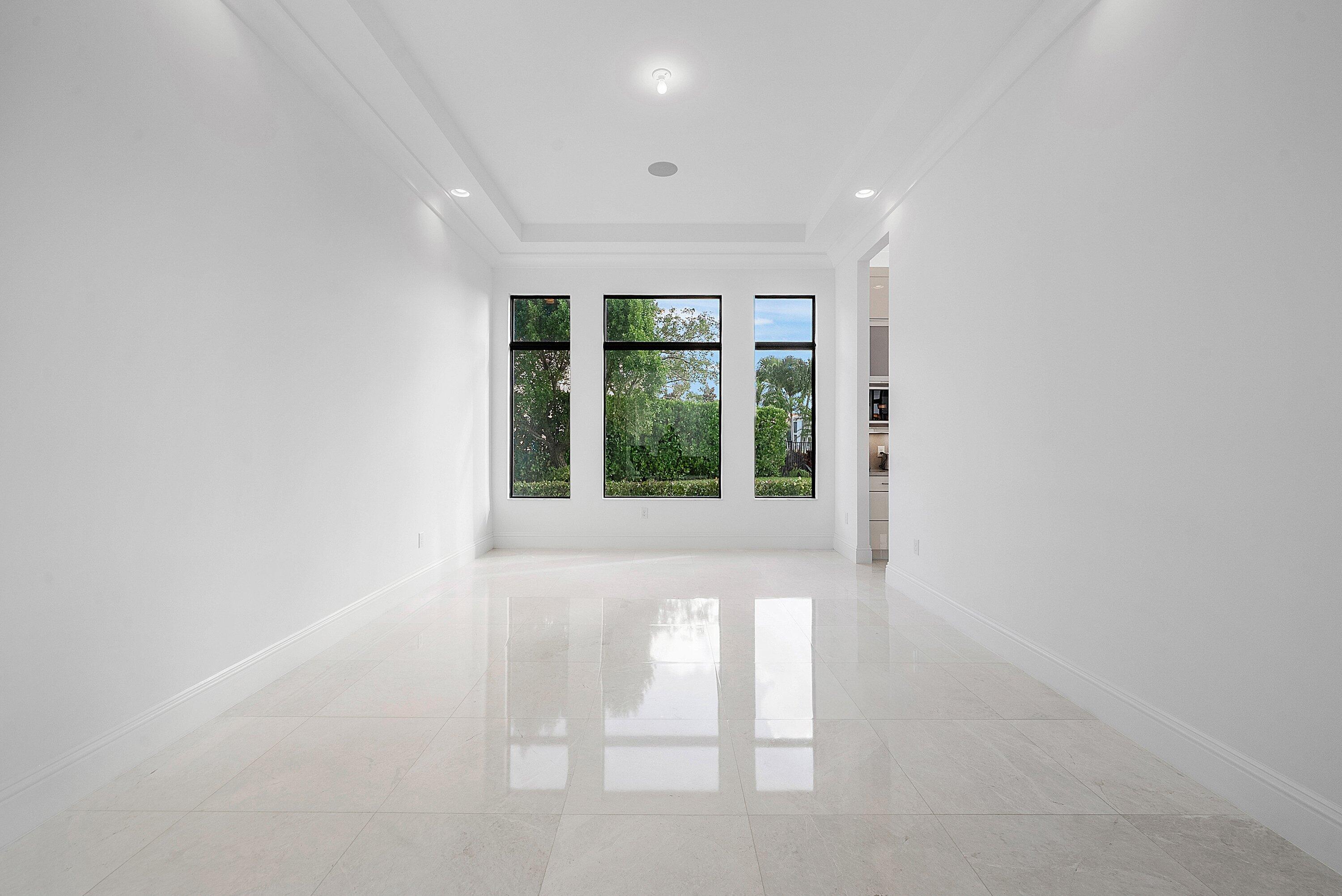 16526 Fleur De Lis Way