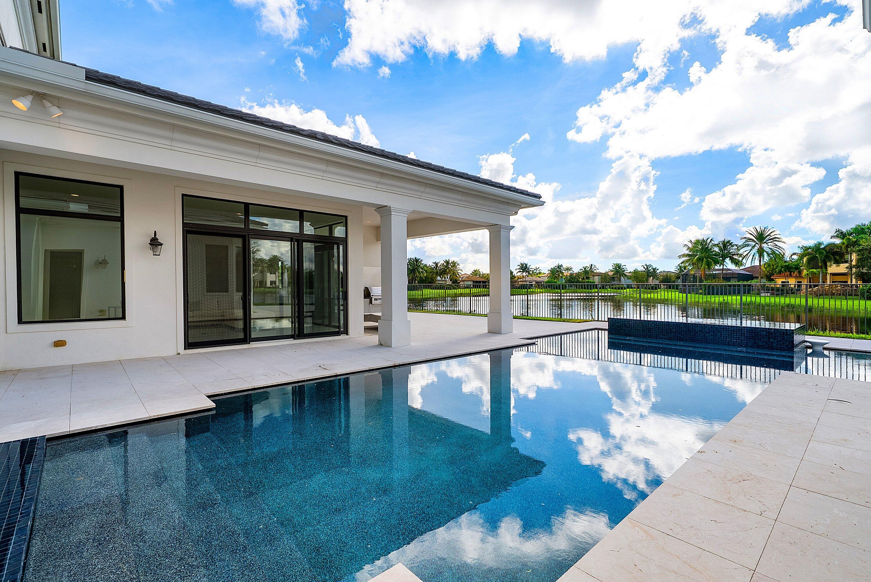16526 Fleur De Lis Way