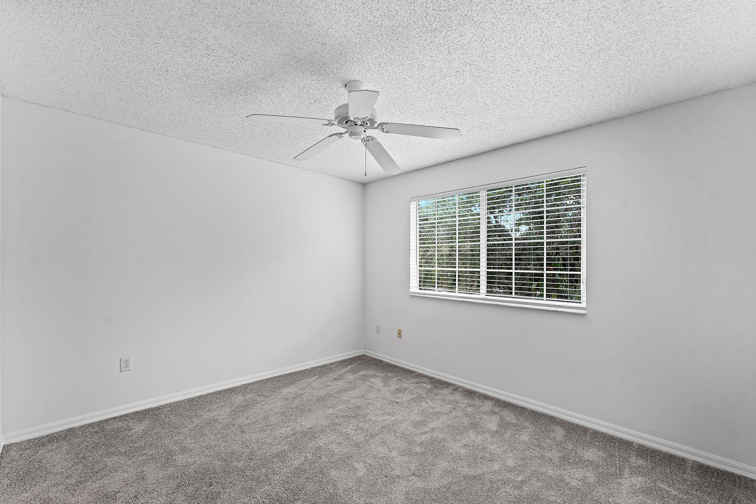 200 Crestwood Court N 211