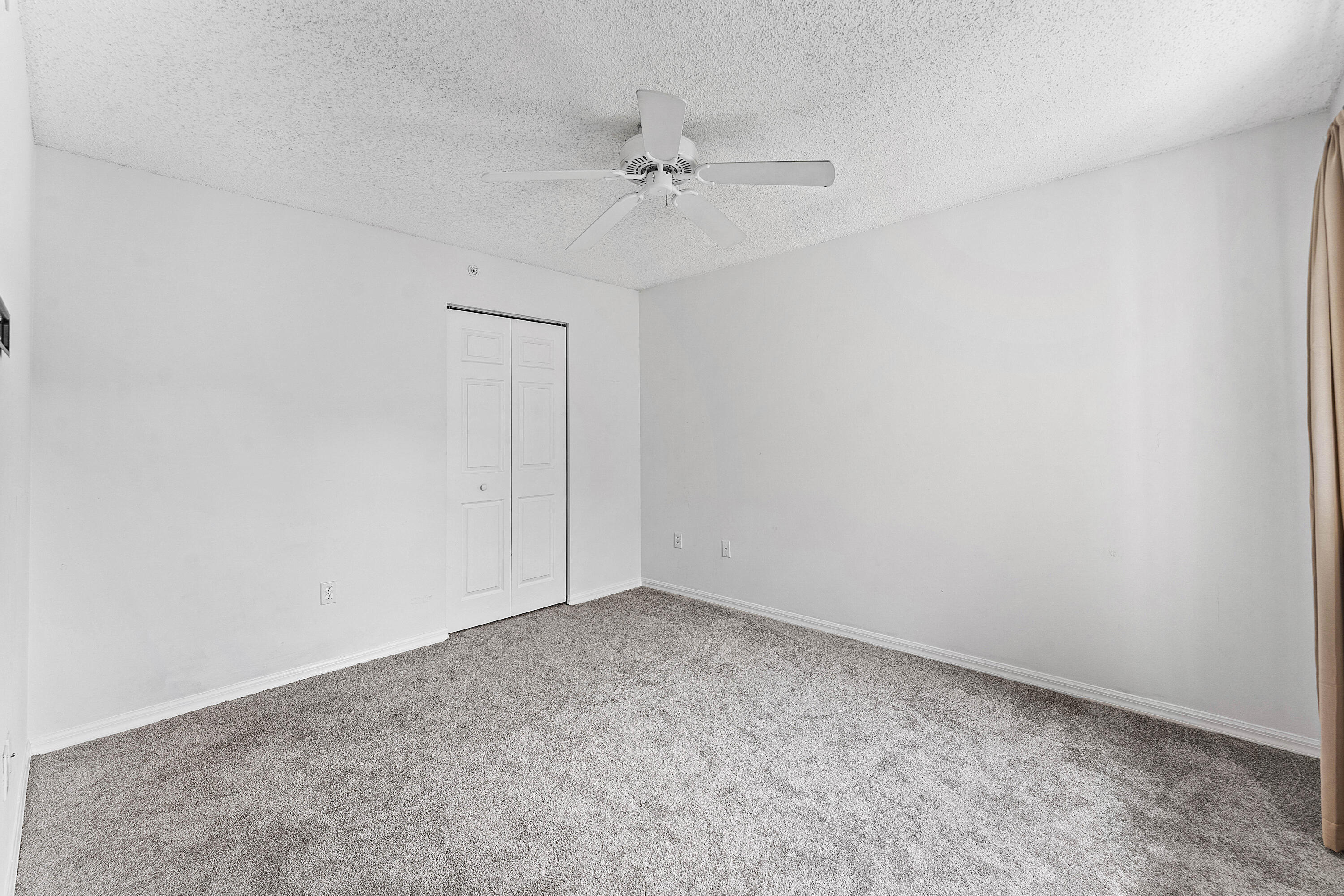 200 Crestwood Court N 211