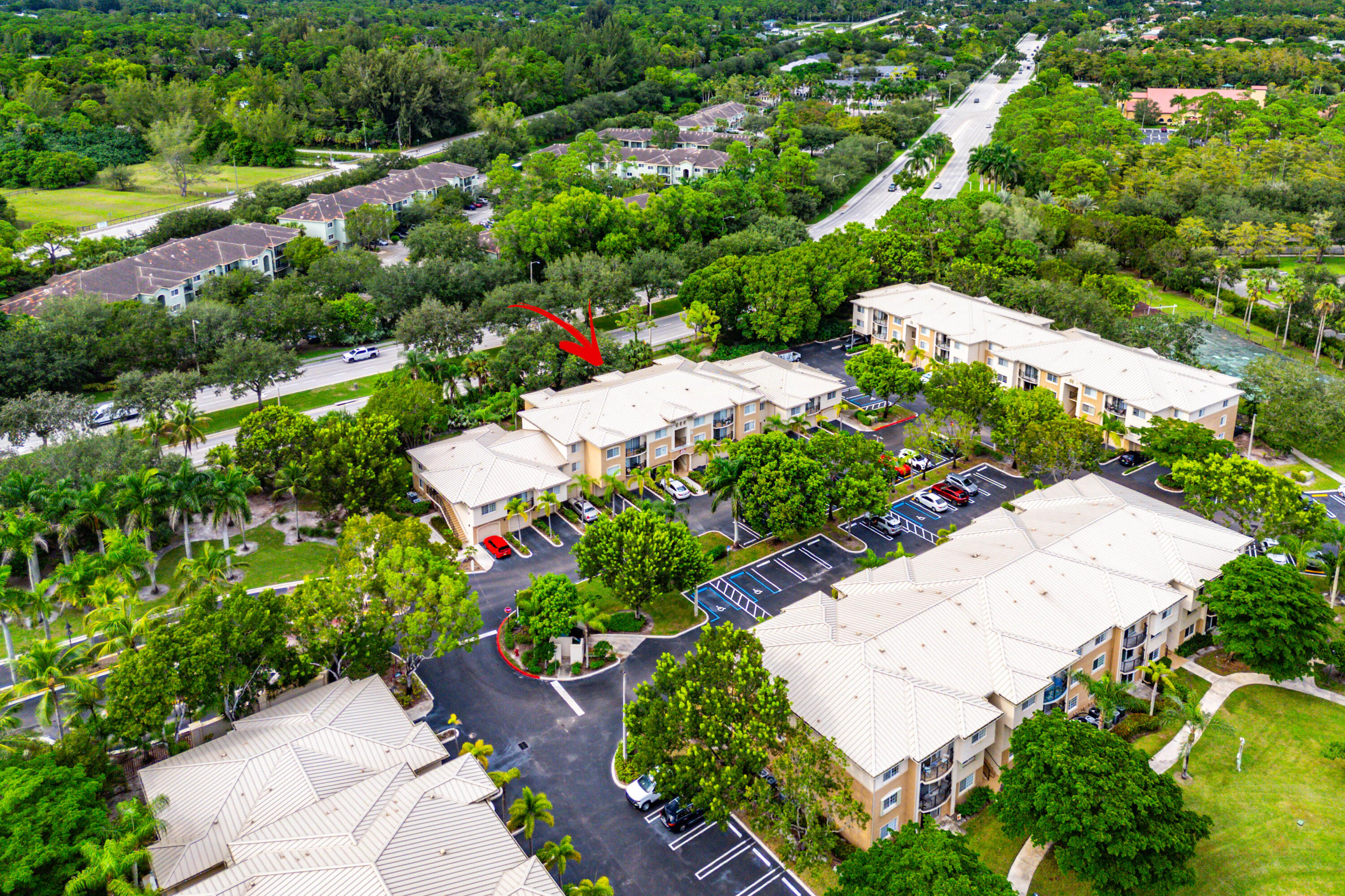 200 Crestwood Court N 211