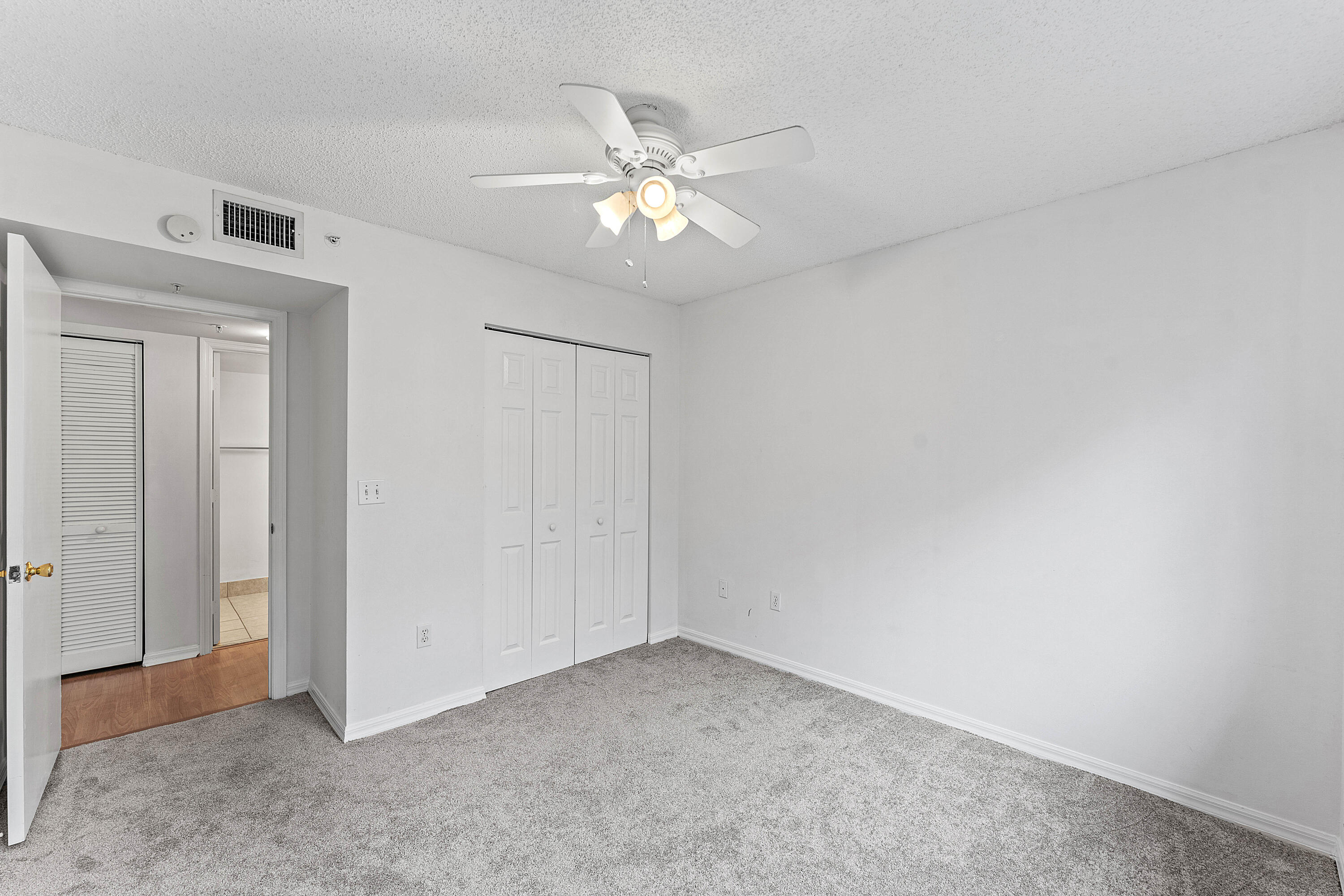 200 Crestwood Court N 211