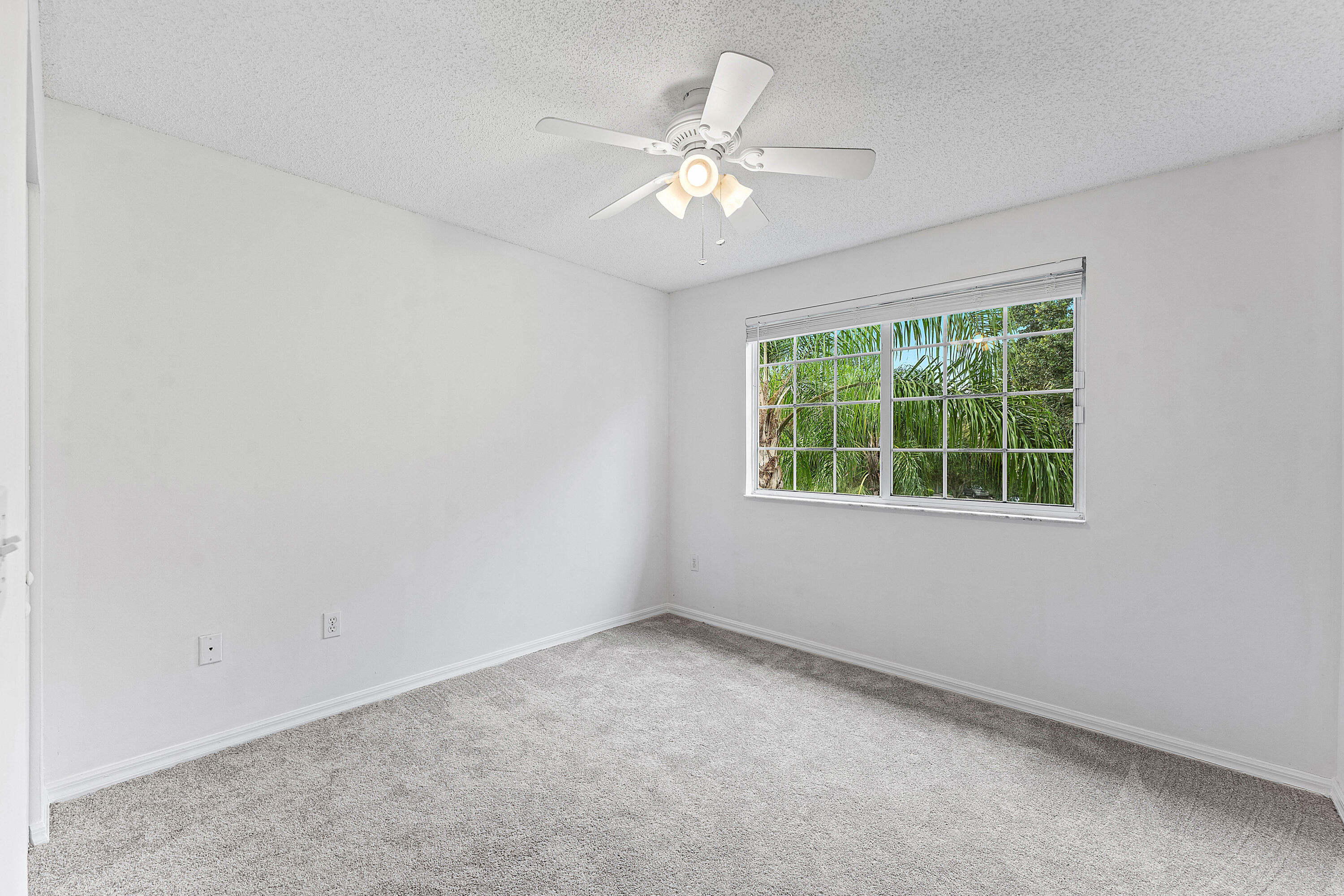 200 Crestwood Court N 211