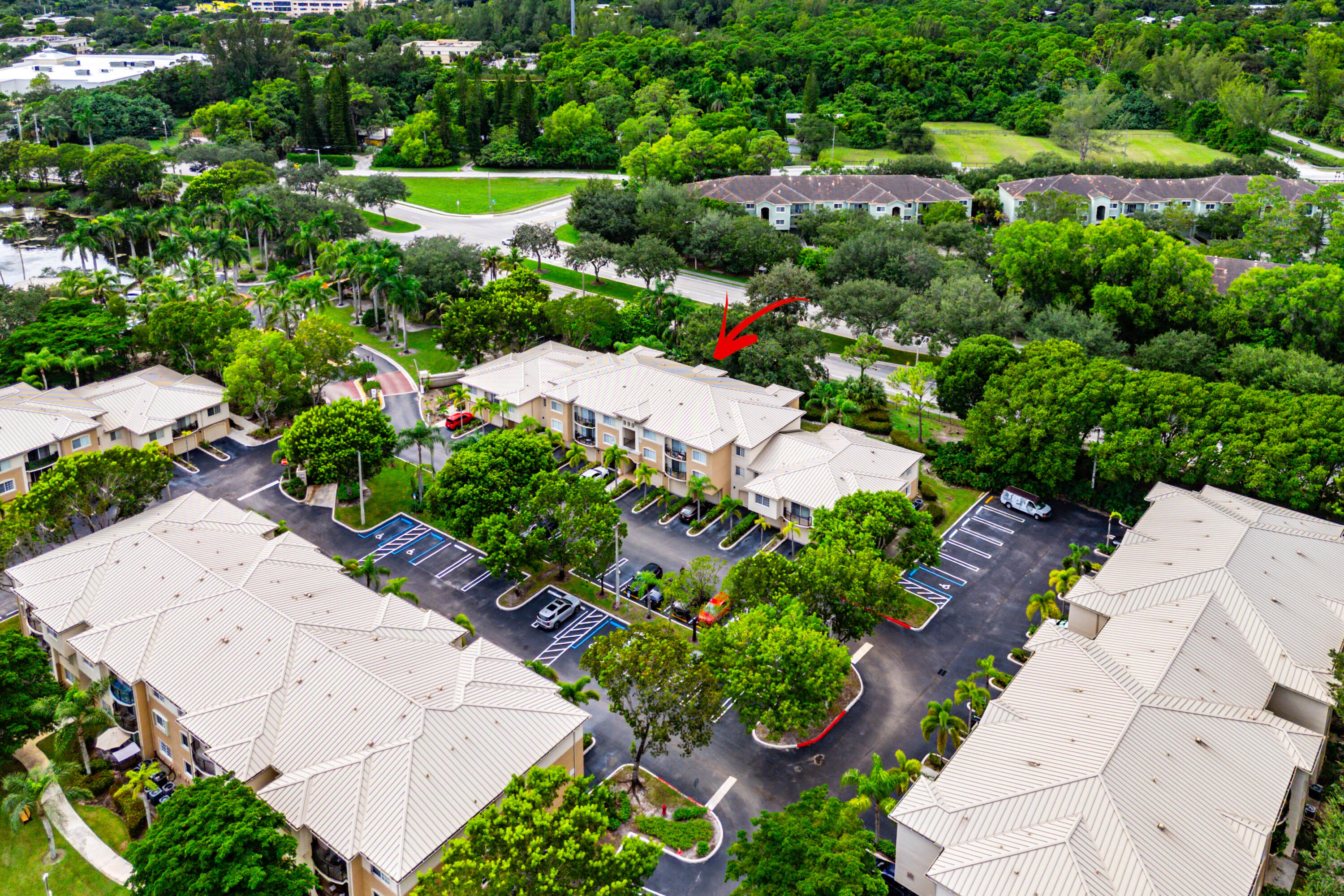 200 Crestwood Court N 211
