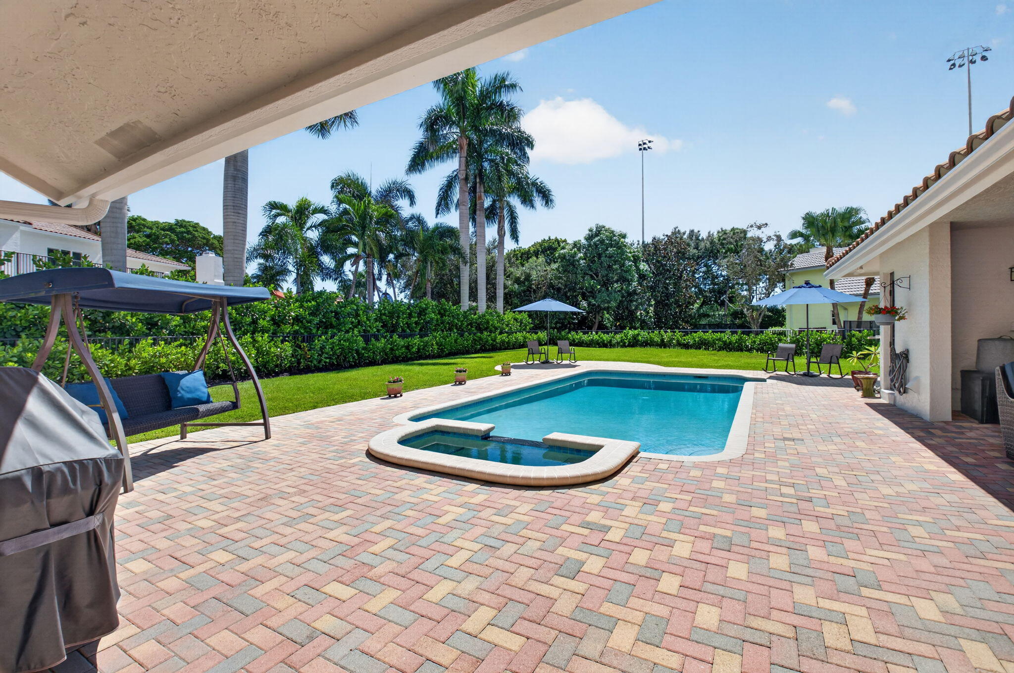 2750 NW 26TH Court