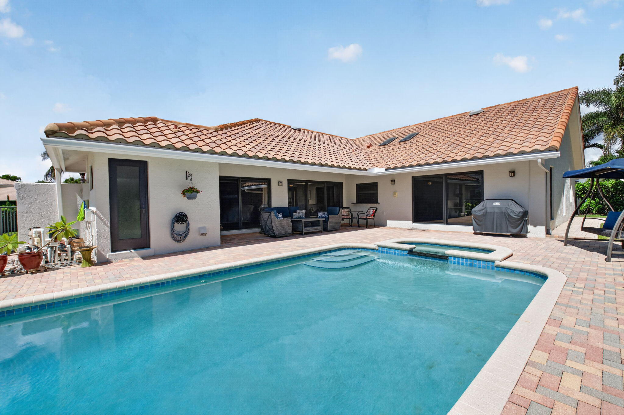 2750 NW 26TH Court