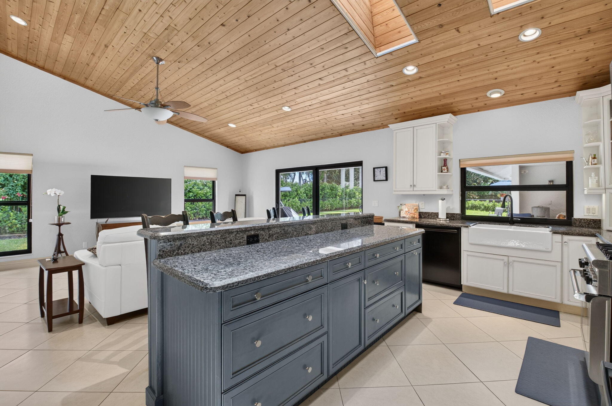 2750 NW 26TH Court