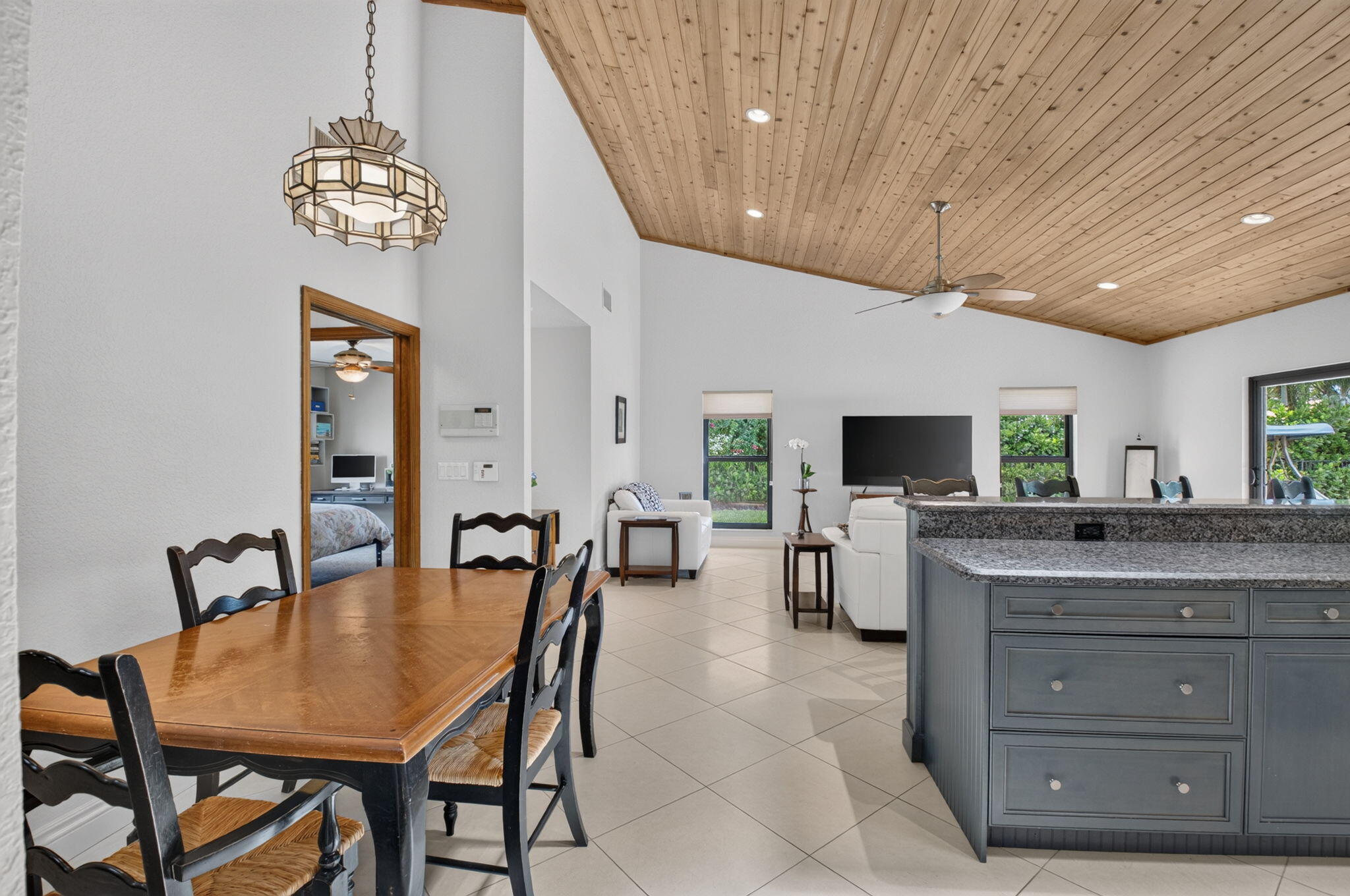 2750 NW 26TH Court