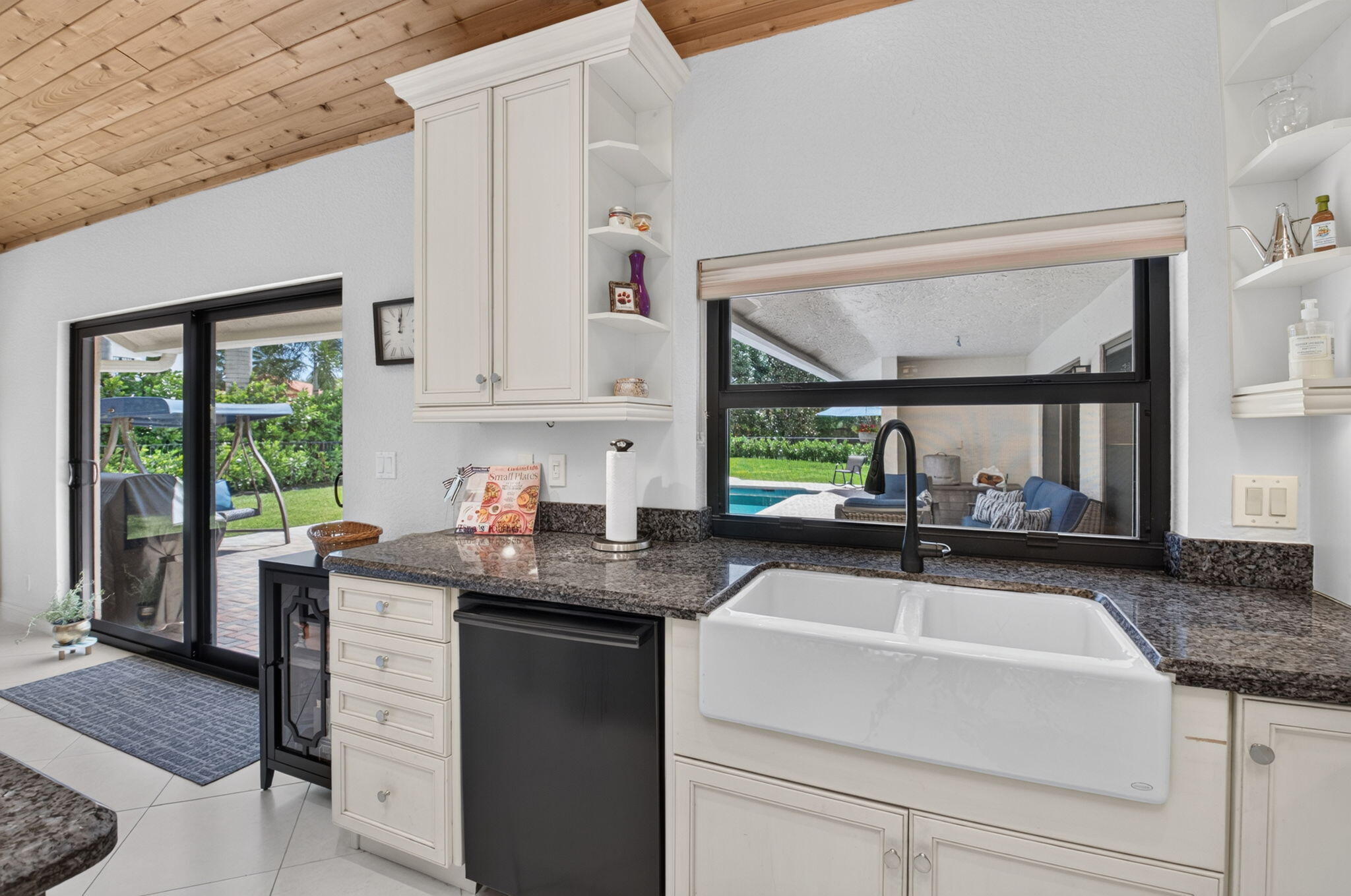 2750 NW 26TH Court