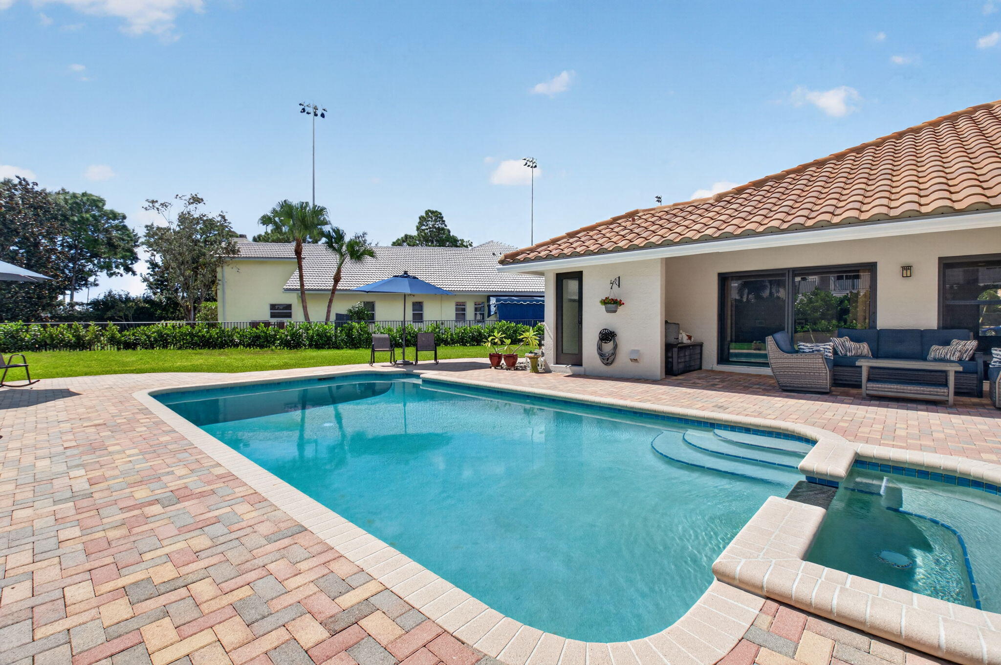 2750 NW 26TH Court