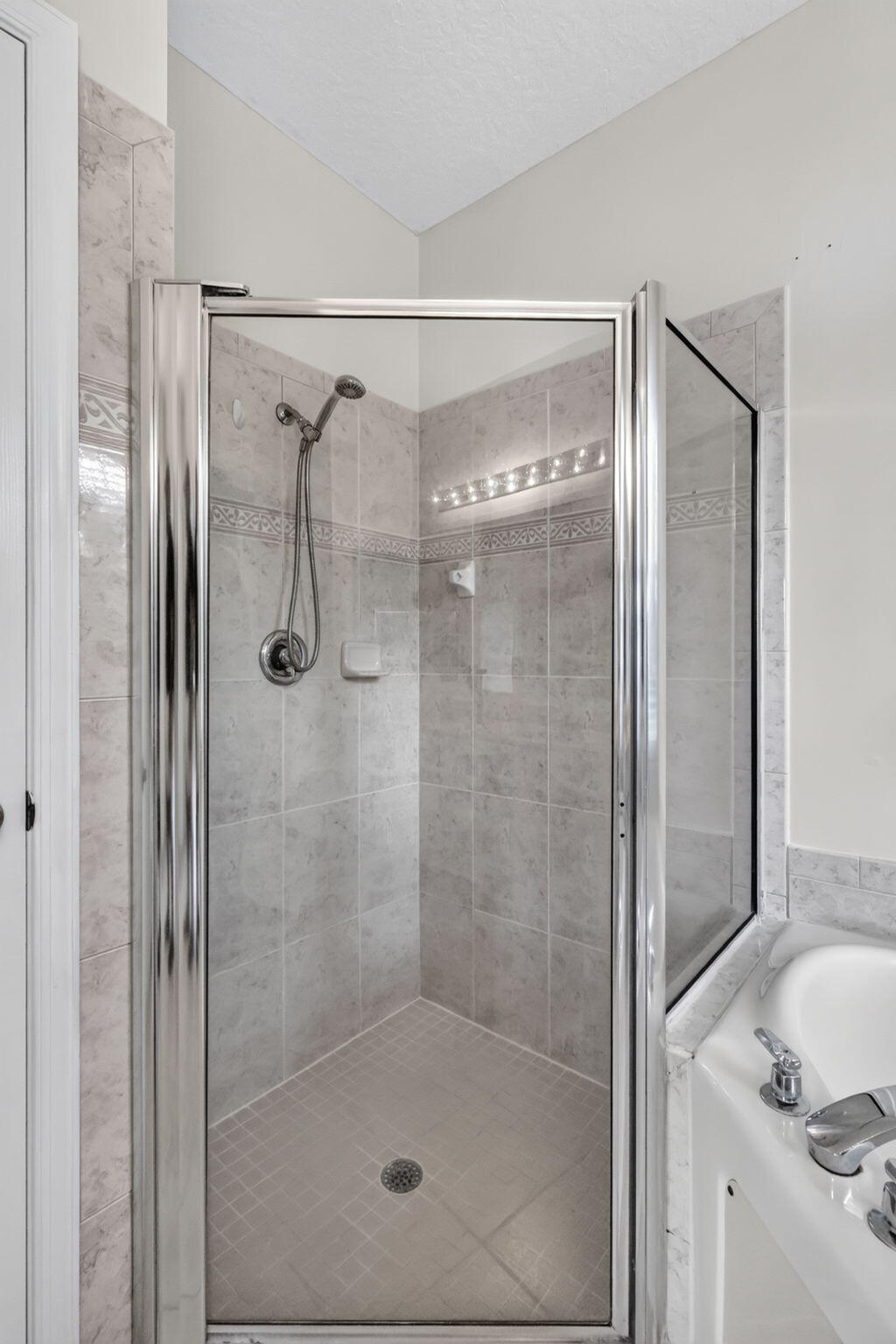 2521 S Coral Trace Circle