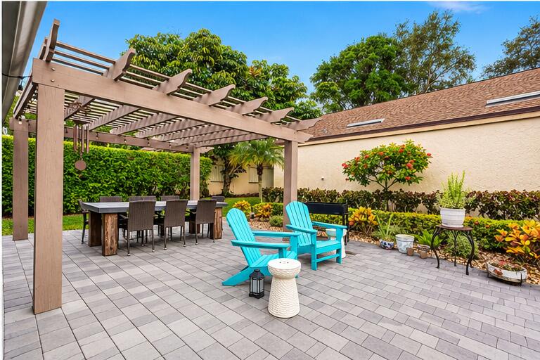 1417 NW 26th Avenue