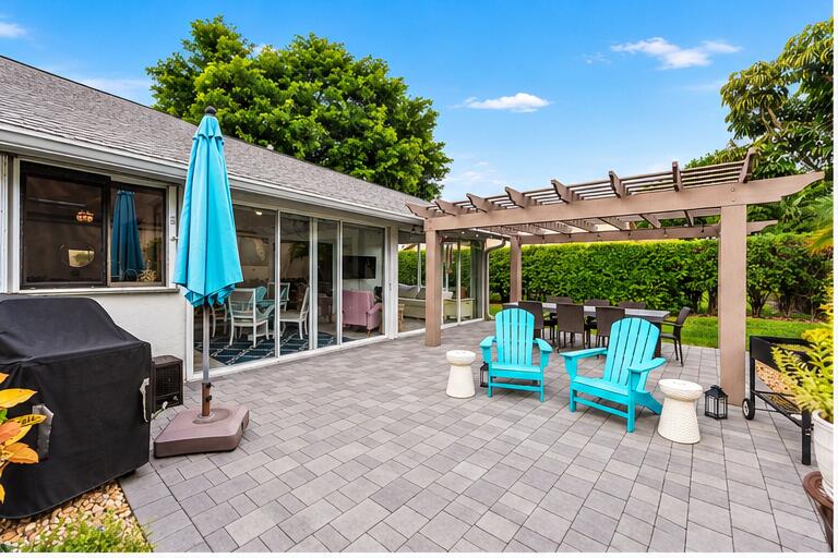 1417 NW 26th Avenue