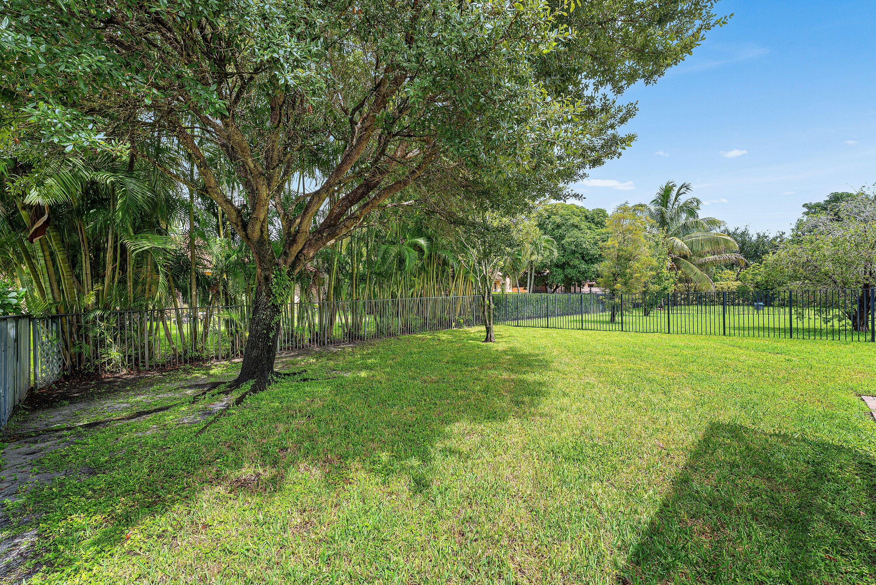310 VENICE Boulevard 310