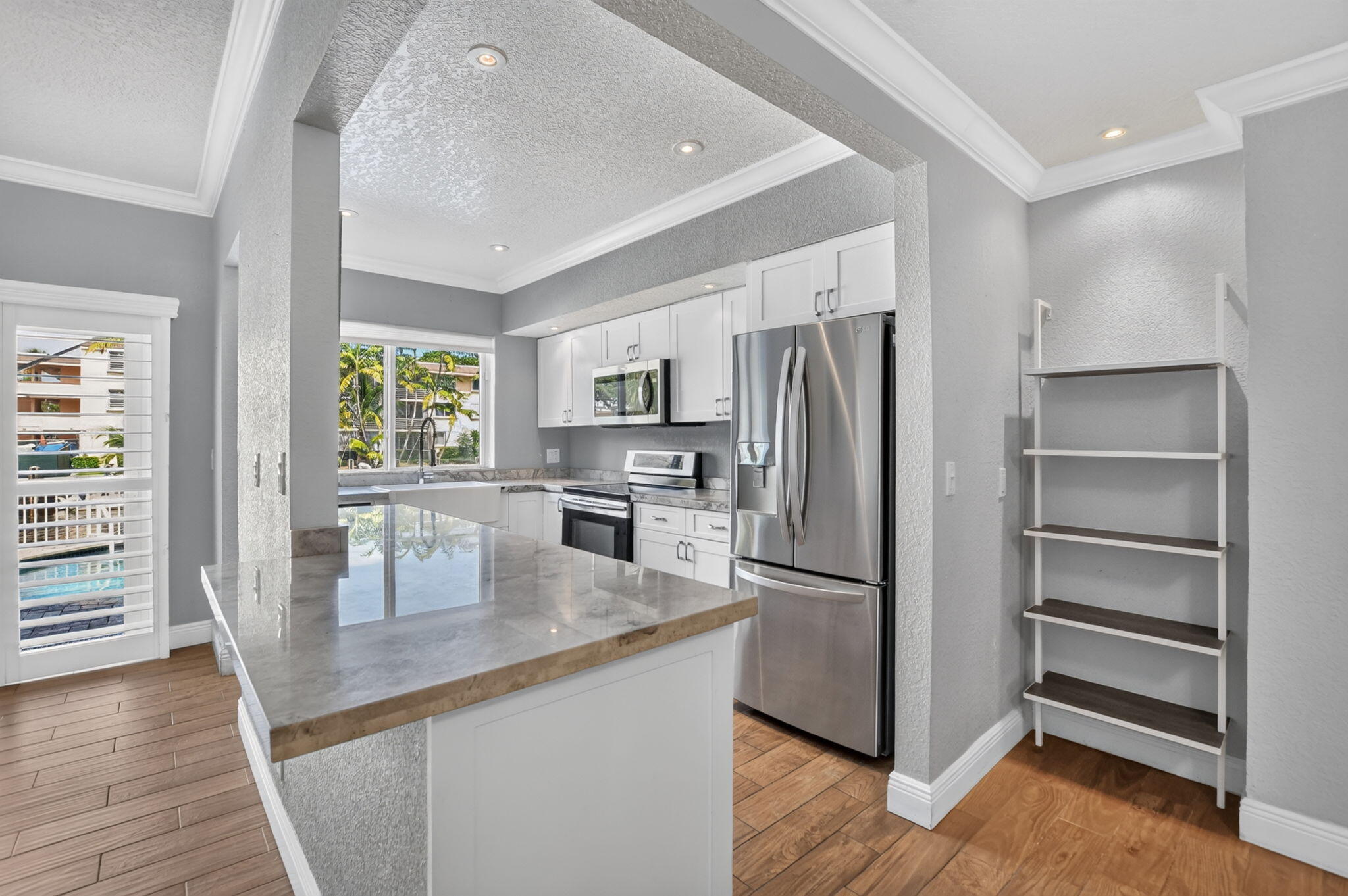 2107 NE 44th Street