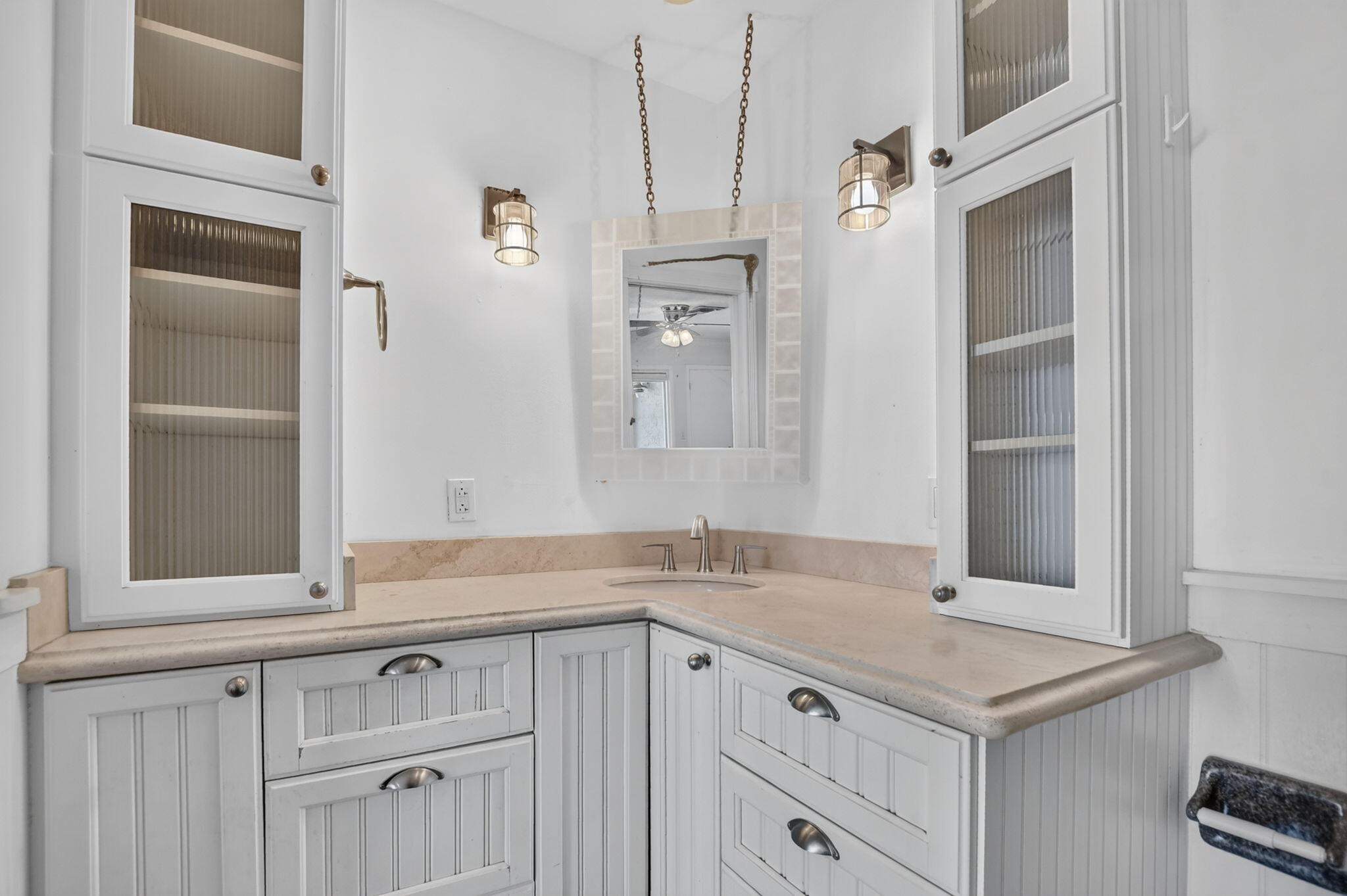 2107 NE 44th Street