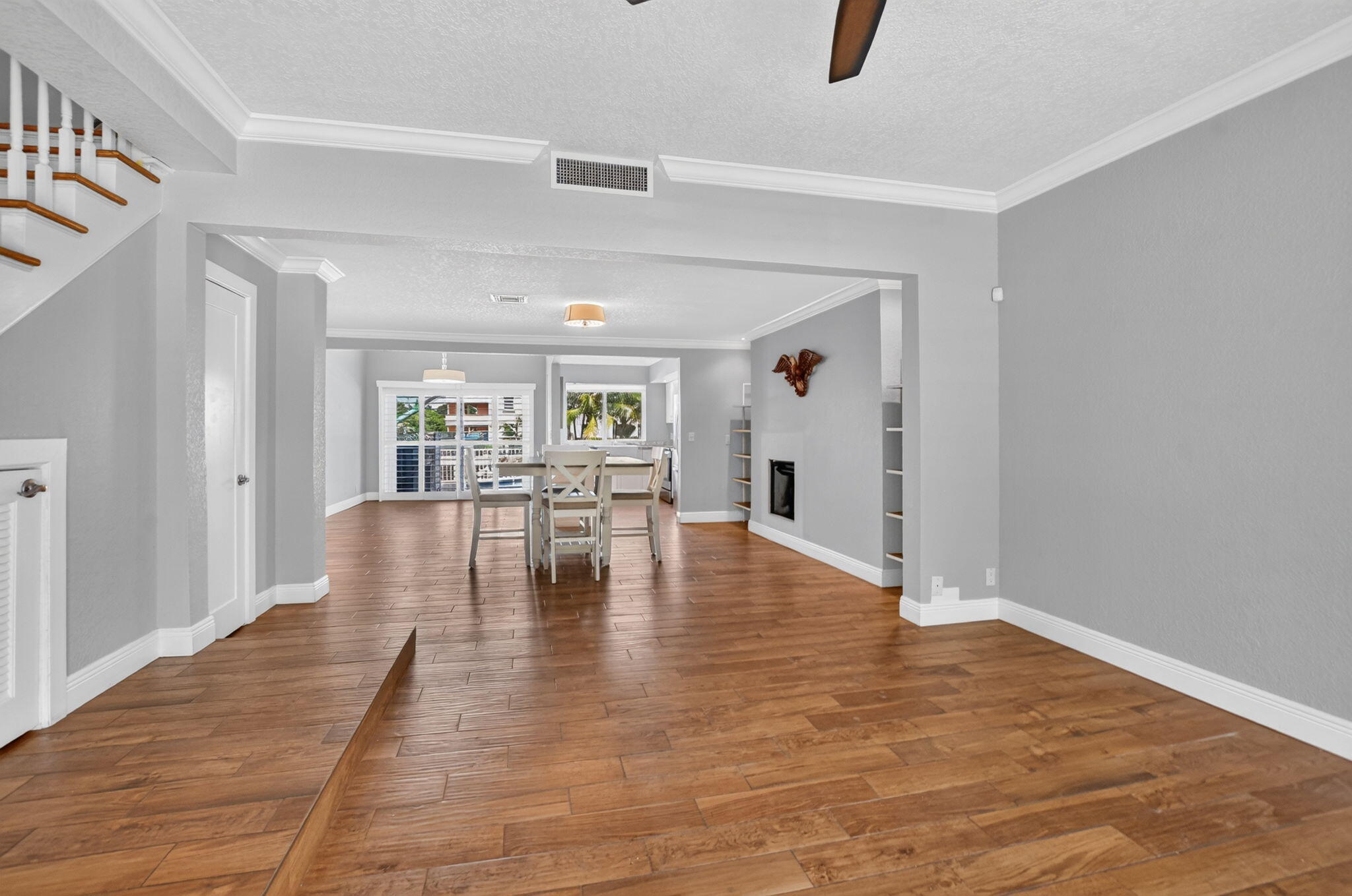 2107 NE 44th Street