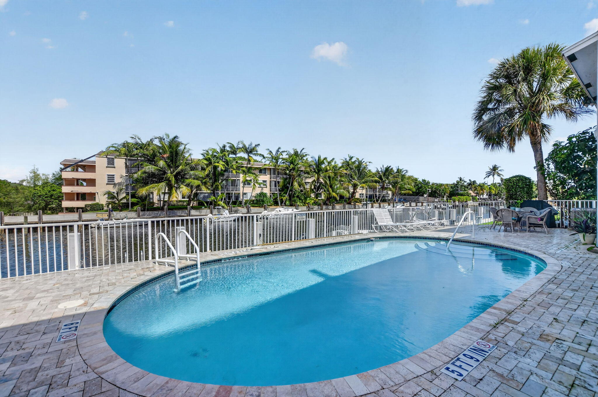 2107 NE 44th Street