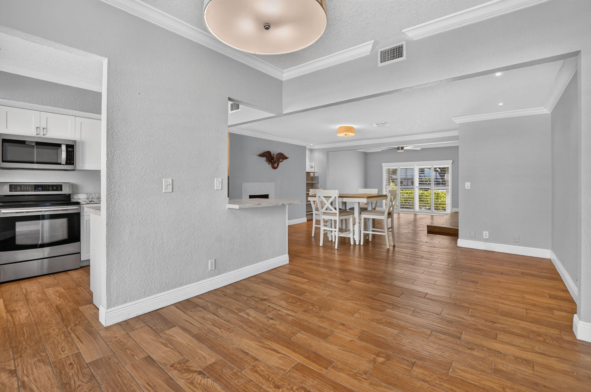 2107 NE 44th Street