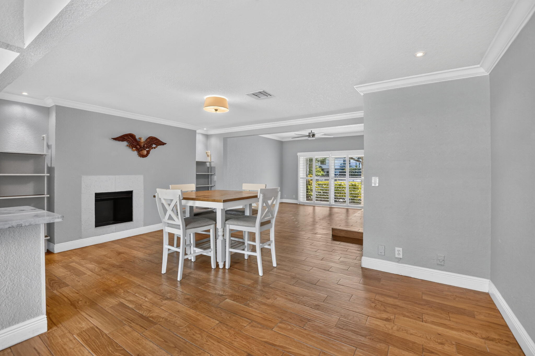 2107 NE 44th Street