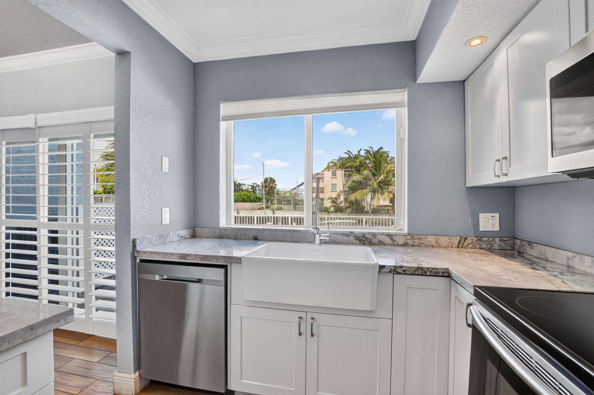 2107 NE 44th Street