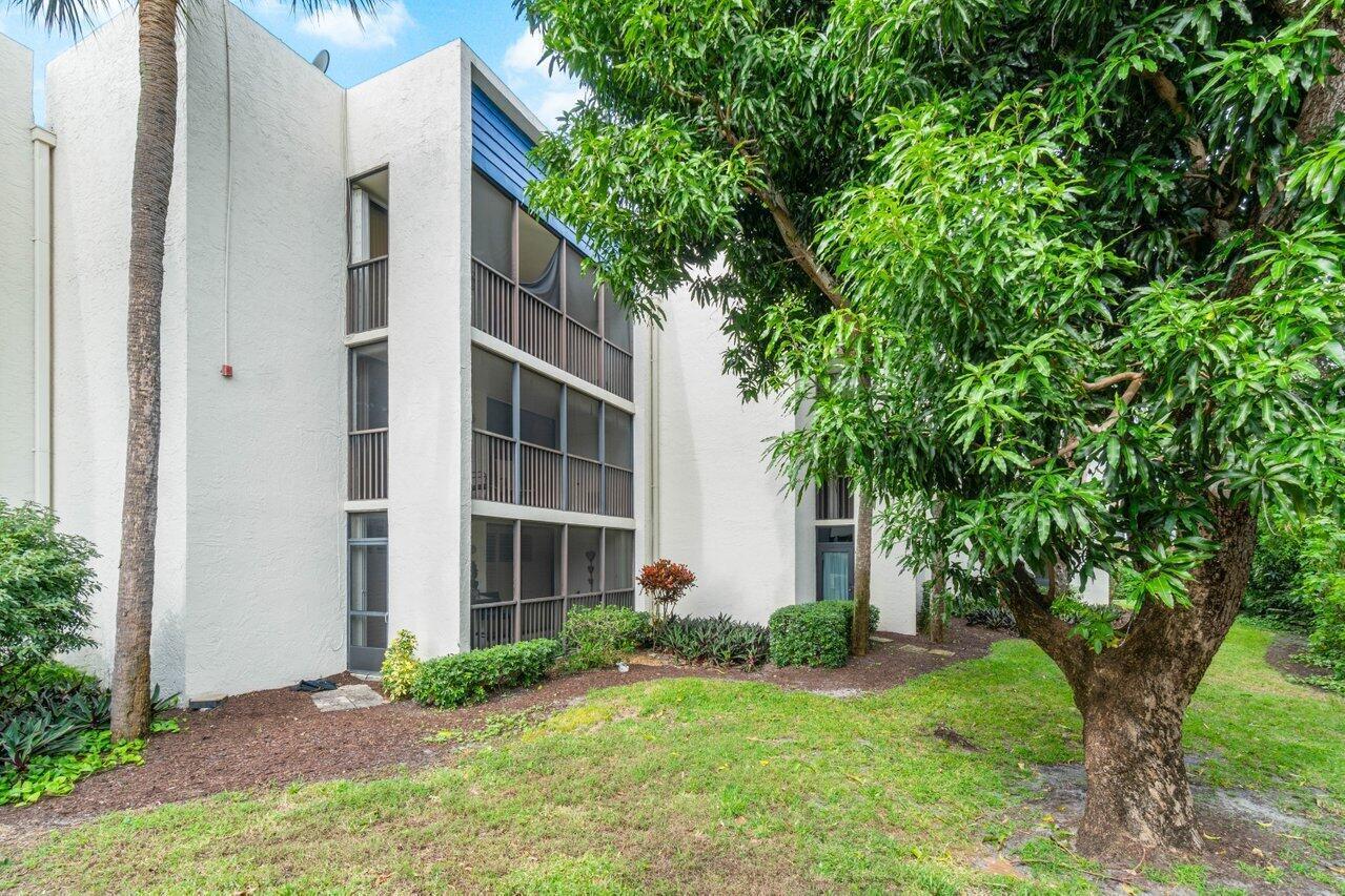 1555 S FEDERAL Highway 203