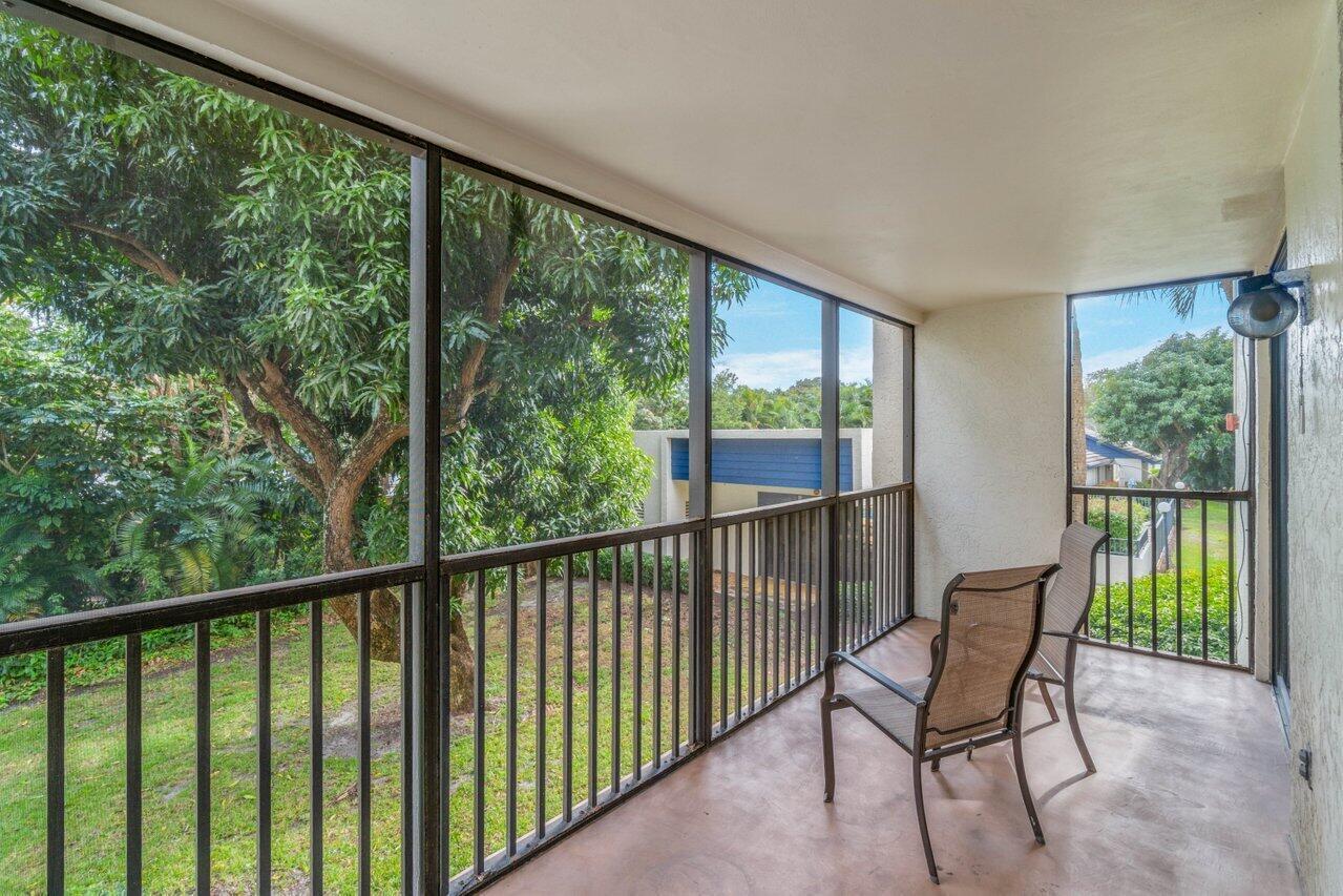 1555 S FEDERAL Highway 203