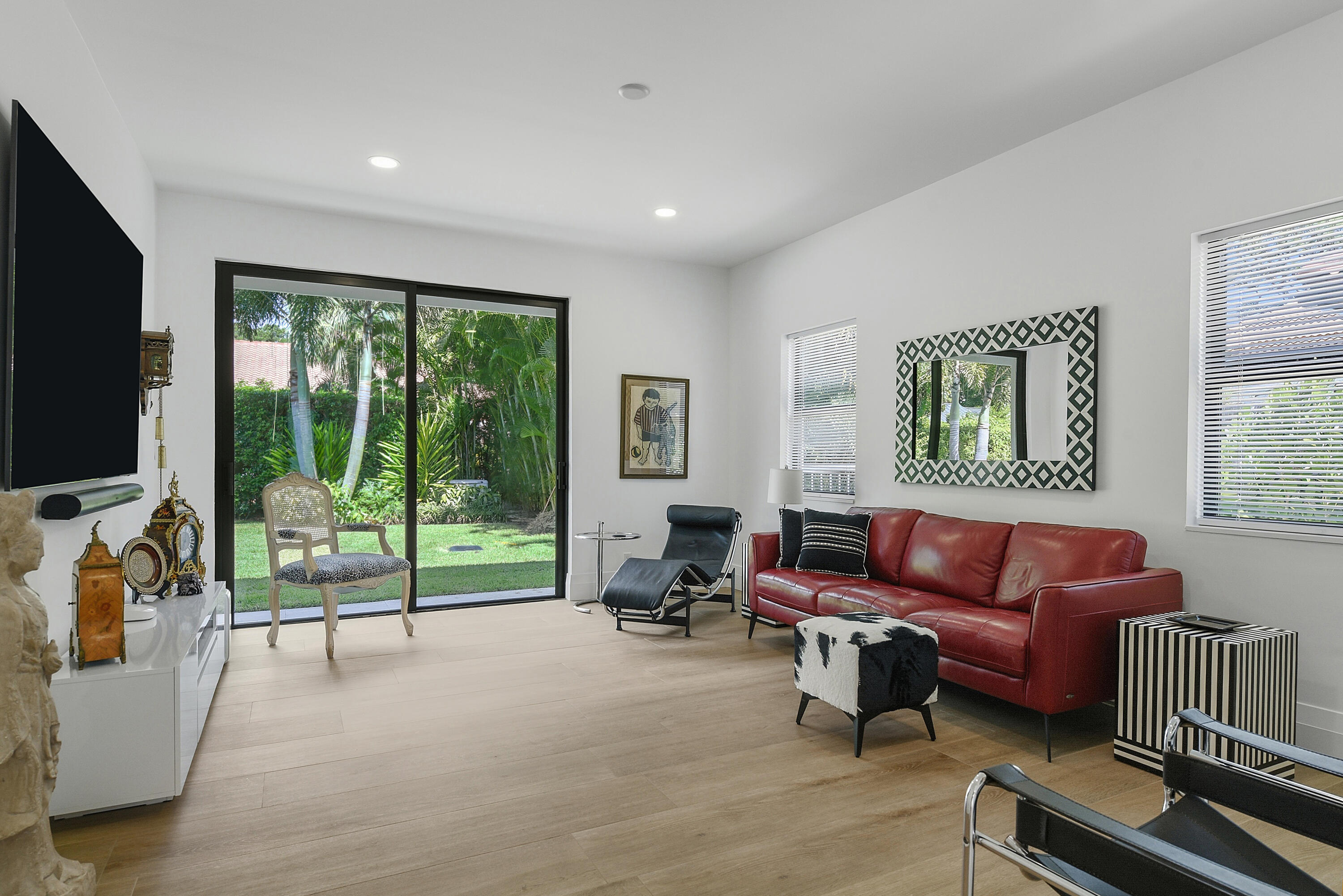 4561 OAK TREE Court