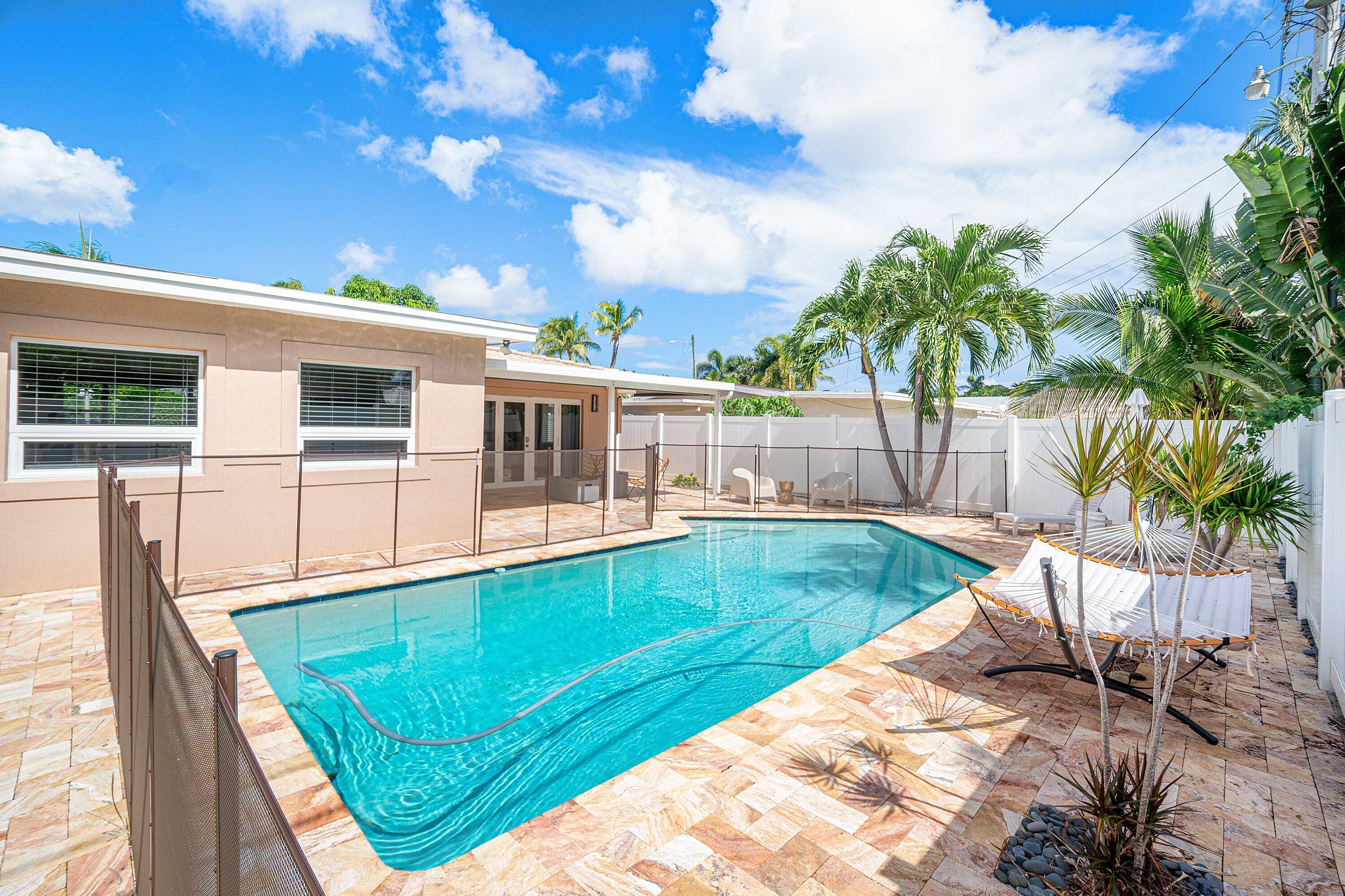 1616 SE 4TH Street
