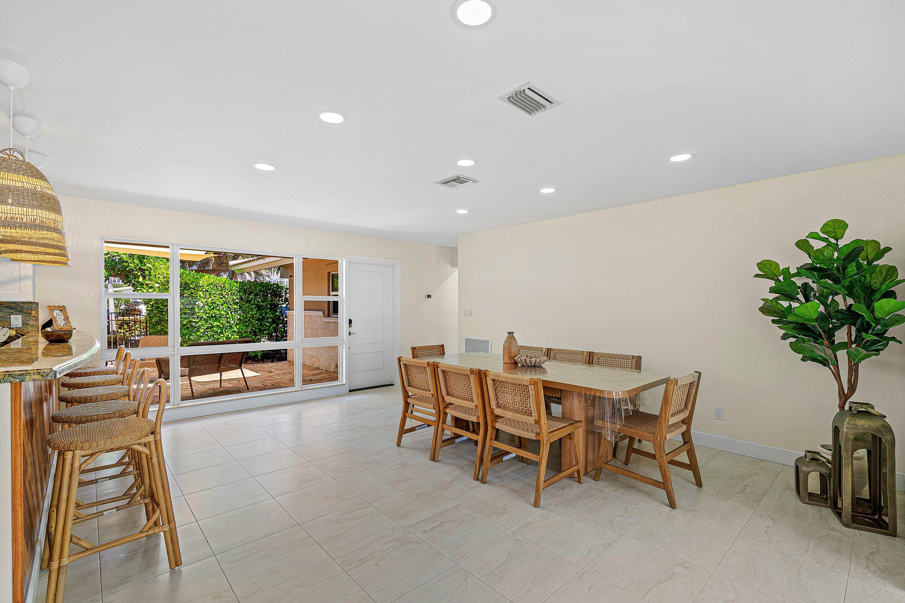 1616 SE 4TH Street